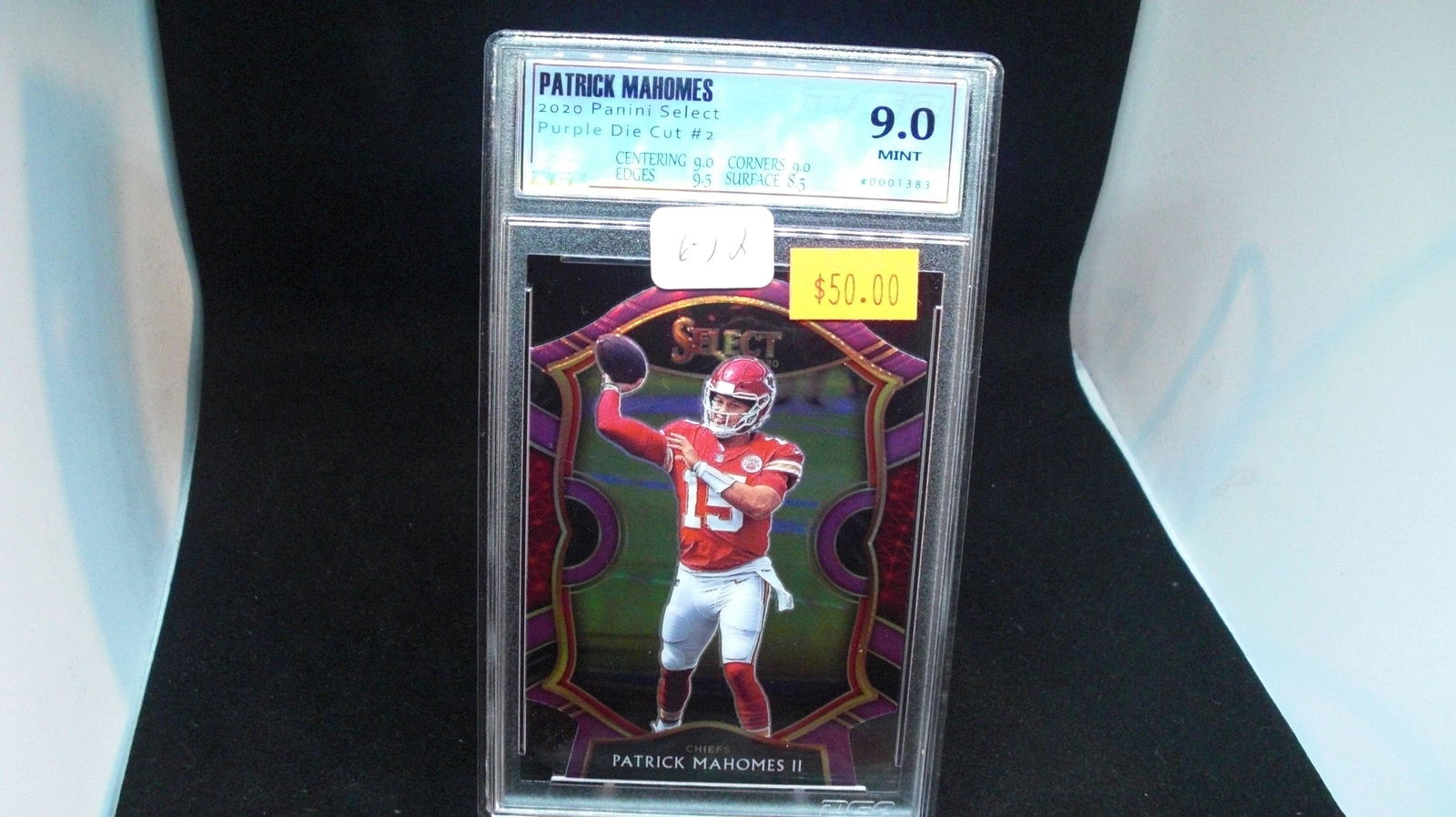 dga graded 9 mint patrick mahomes purple die cut (1 of 1)