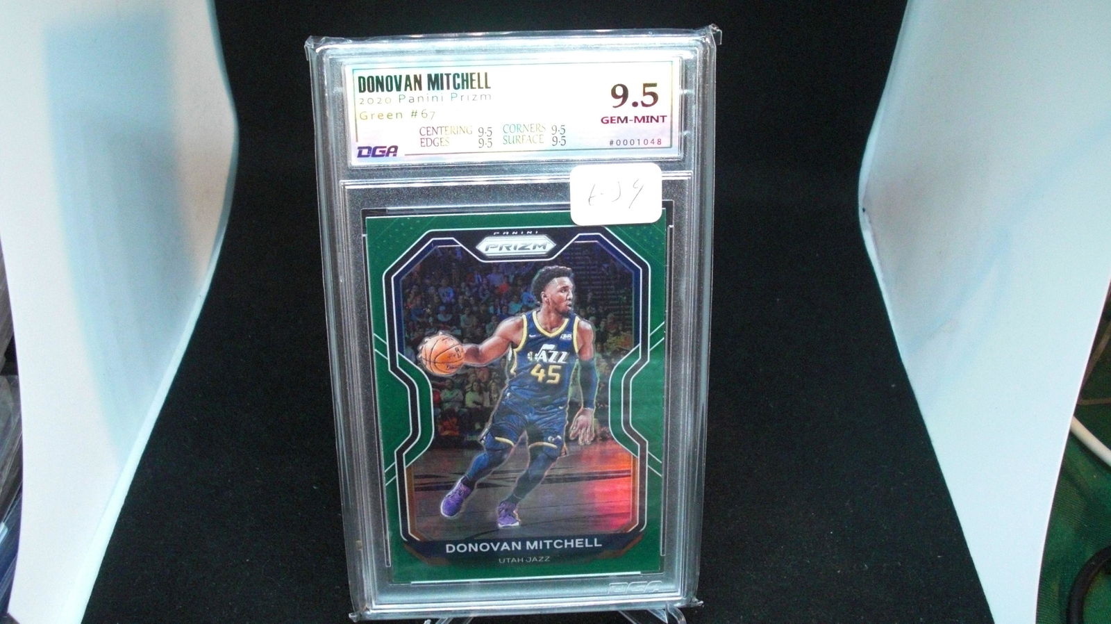 dga graded 9.5 donovan mitchell green prizm (1 of 1)