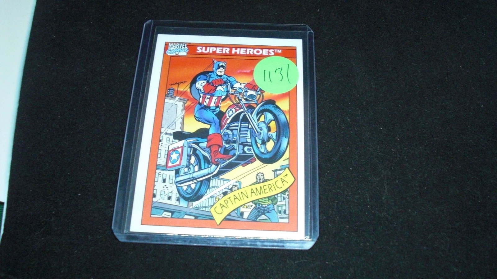 captain america super heroes card: in top loader