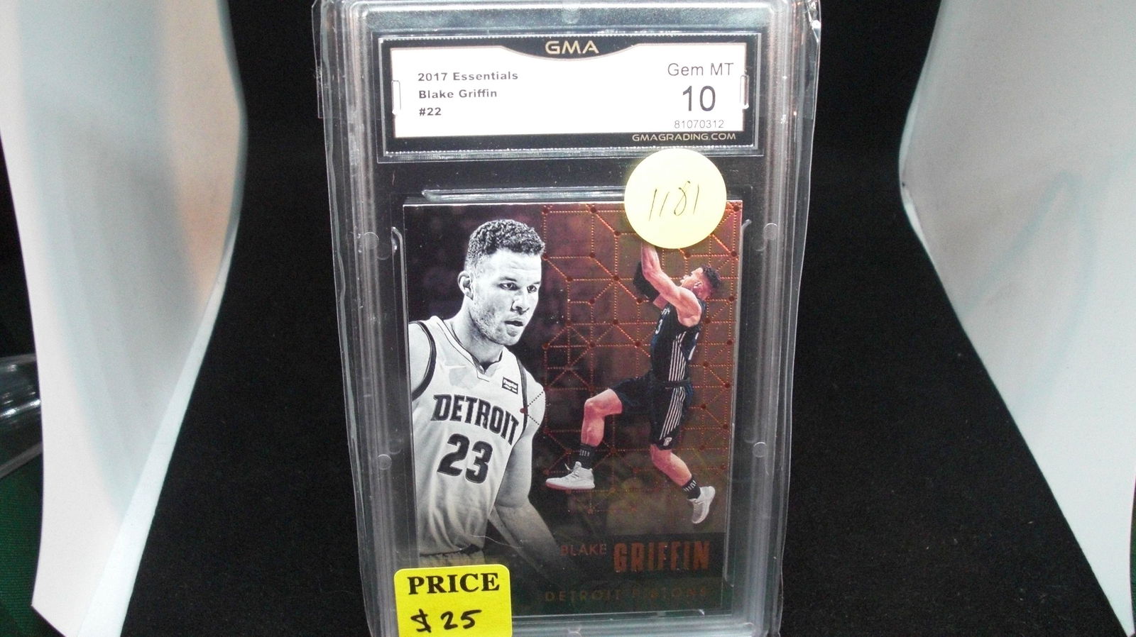 GMA graded mint 10 Blake Griffin essentials (1 of 1)