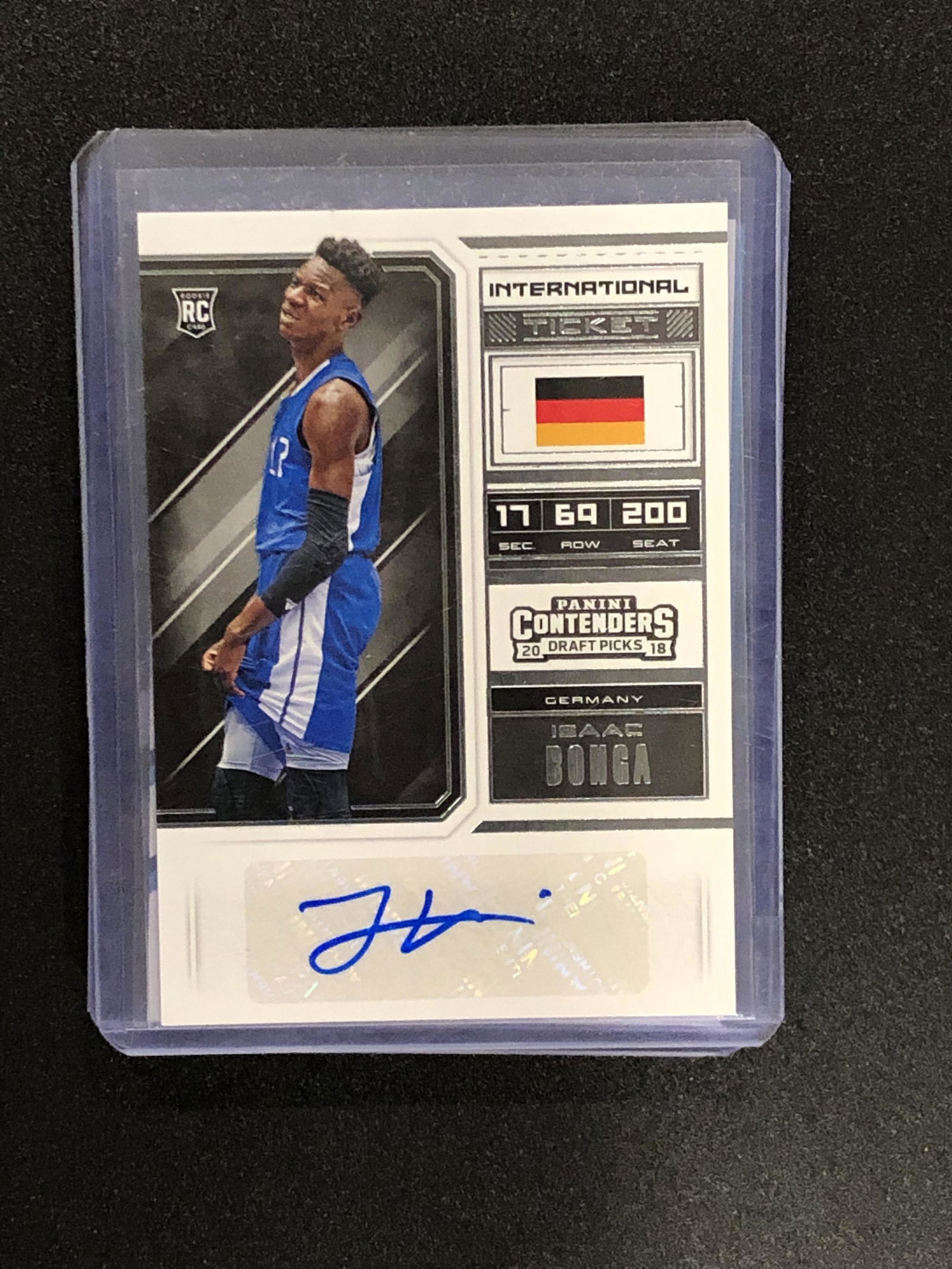 Isaac Bonga panini contenders rookie auto (1 of 1)
