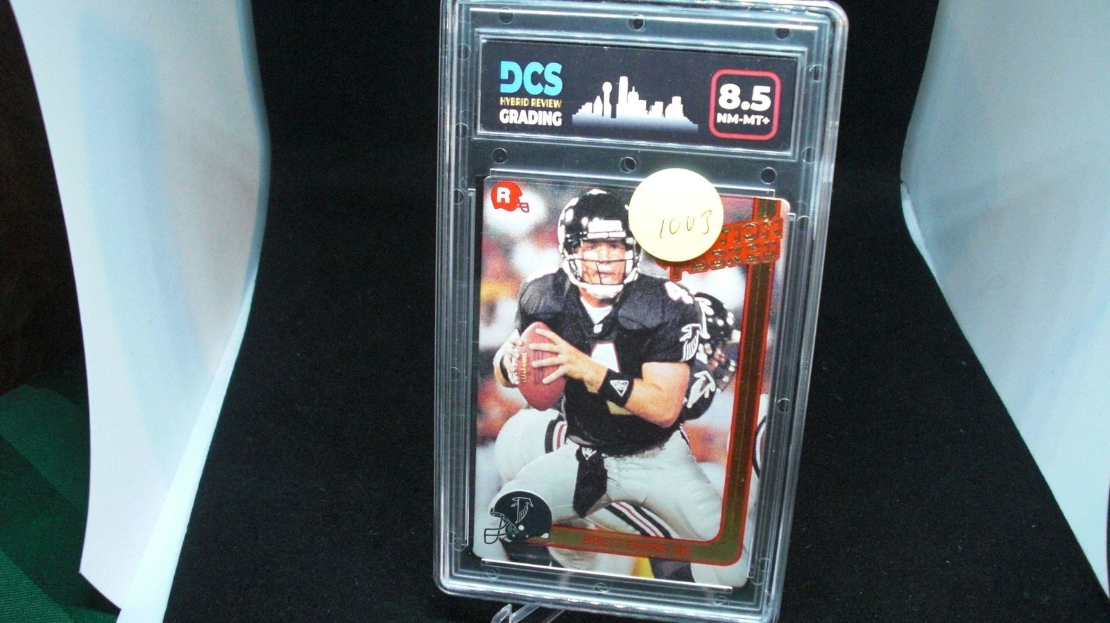 dcs graded 8.5 Brett Favre action packed rookie (1 of 1)