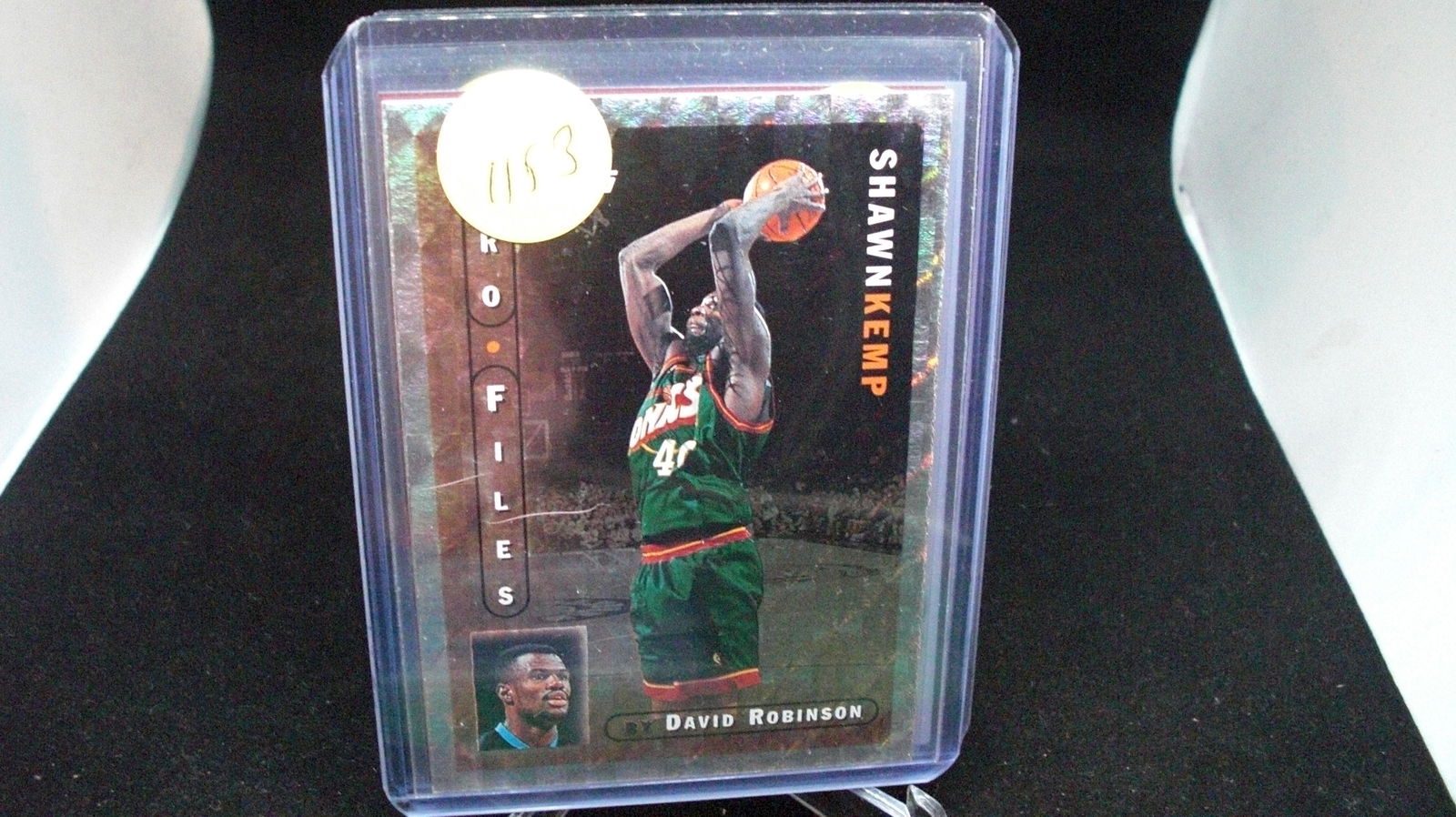 shawn kemp david robinson refractor: in top loader