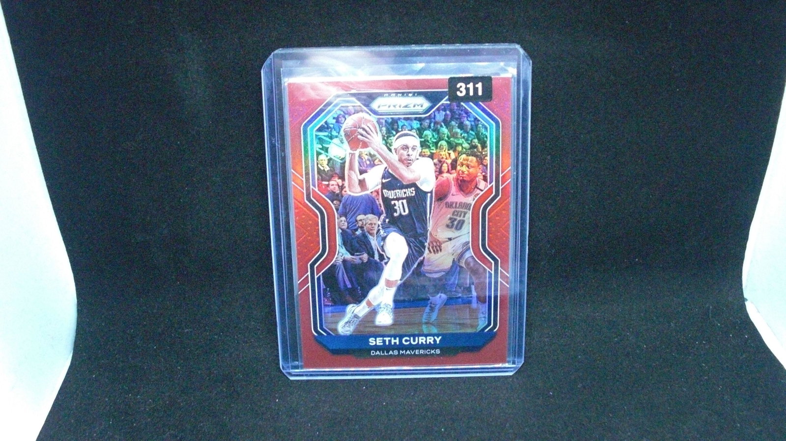 seth curry red prizm: in top loader