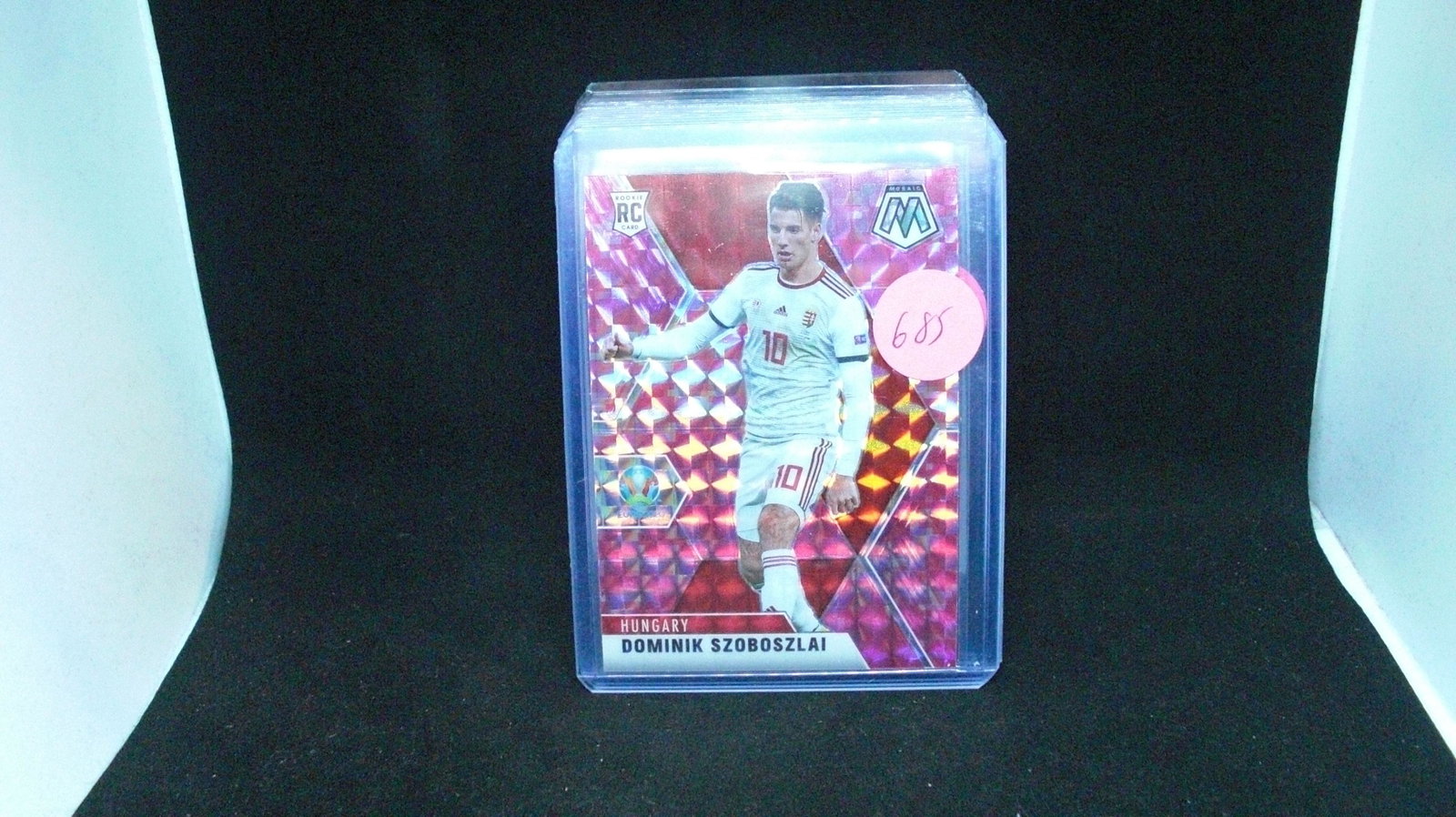mosaic soccer pink cam dominik szoboszlai rc: in top loader