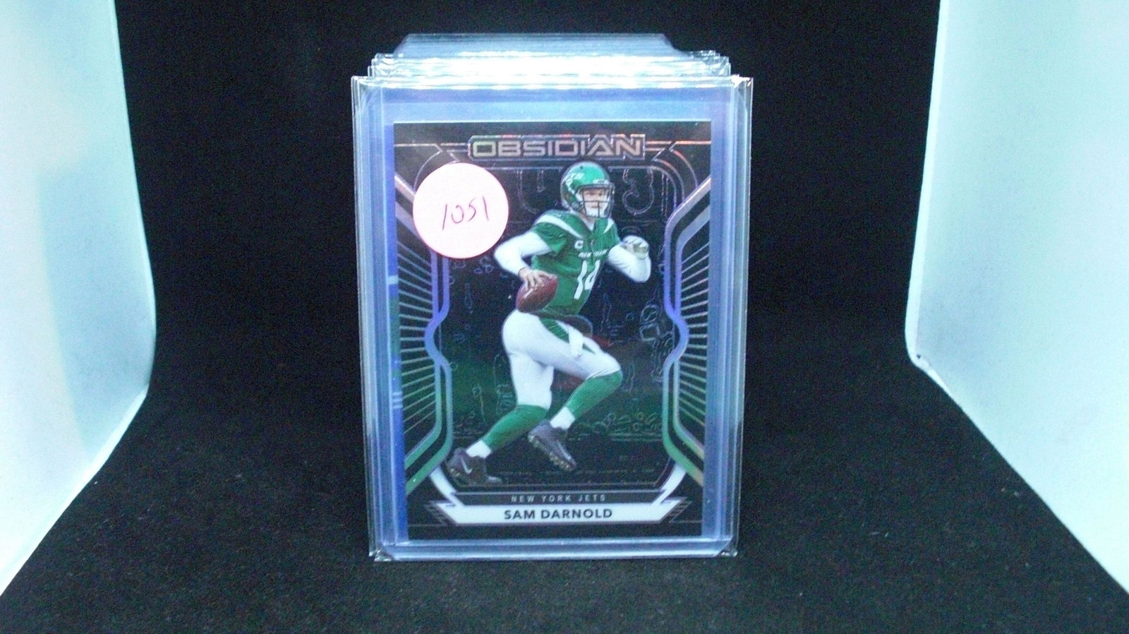 Sam darnold Obsidian: in top loader