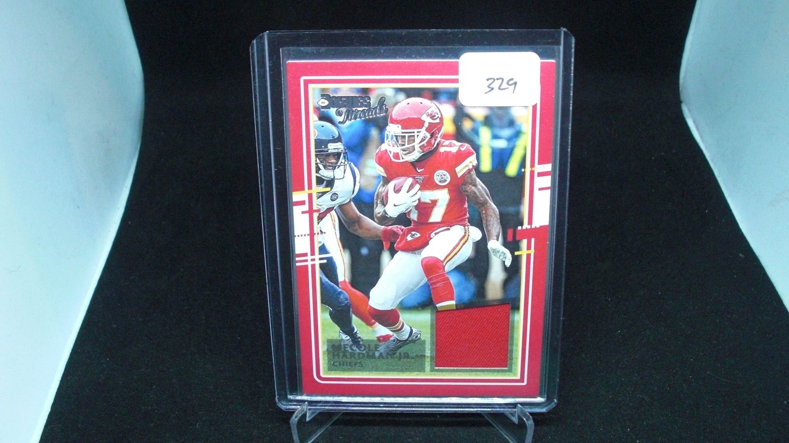 MECOLE HARDMAN JR CHIEFS JERSEY CARD (1 of 1)