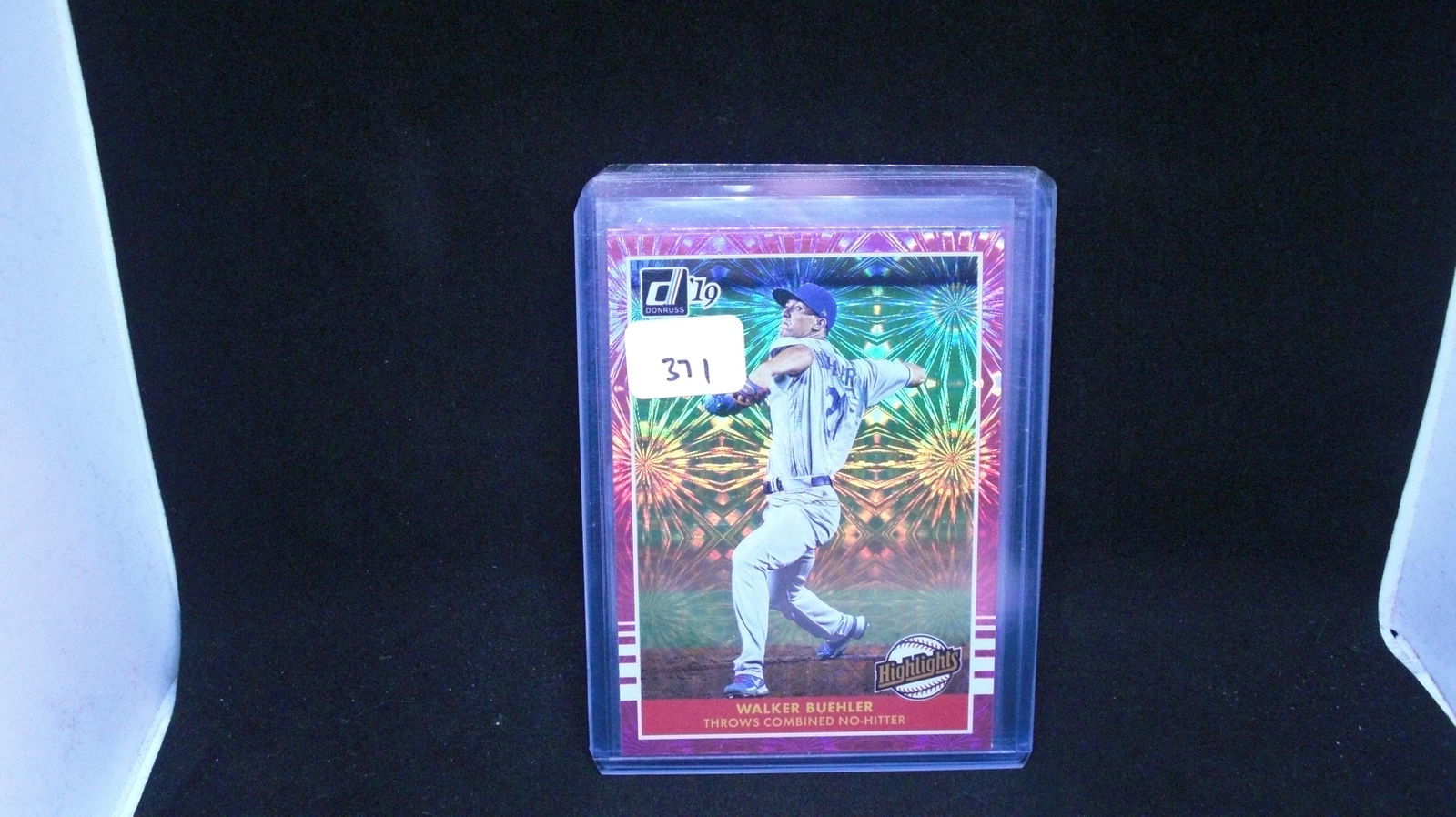 WALKER BUEHLER PINK PARALLEL (1 of 1)