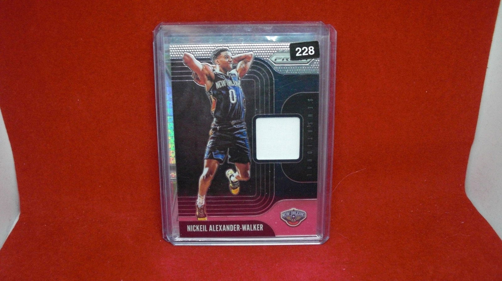 nickeil alexander walker prizm jersey card (1 of 1)