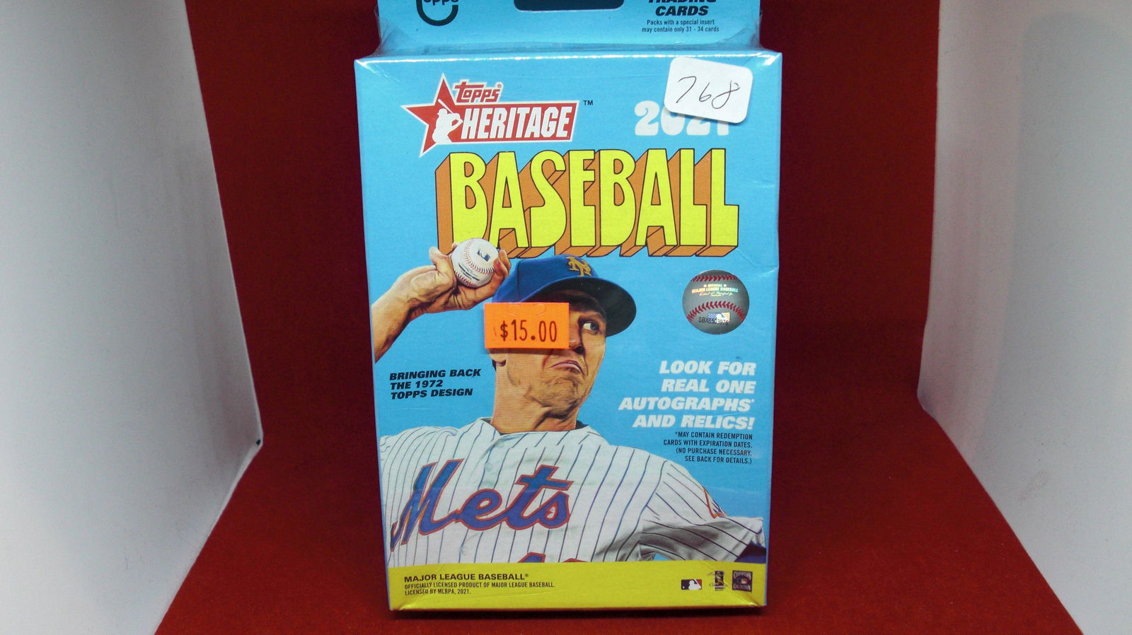 2021 heritage baseball sealed hanger box (1 of 1)
