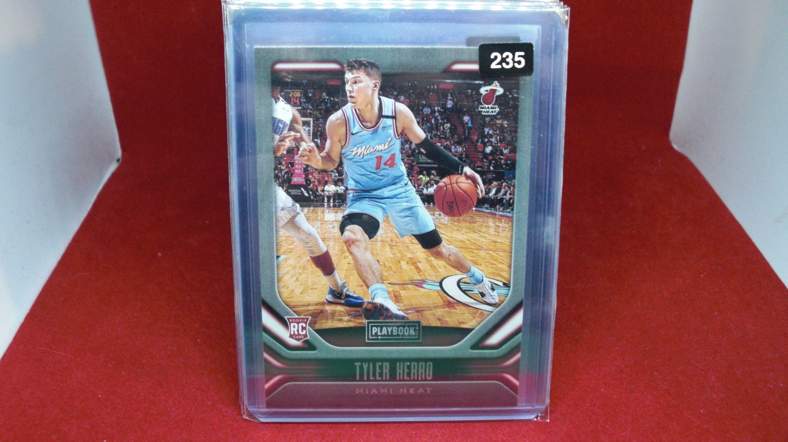 TYLER HERRO ROOKIE CARD: star card