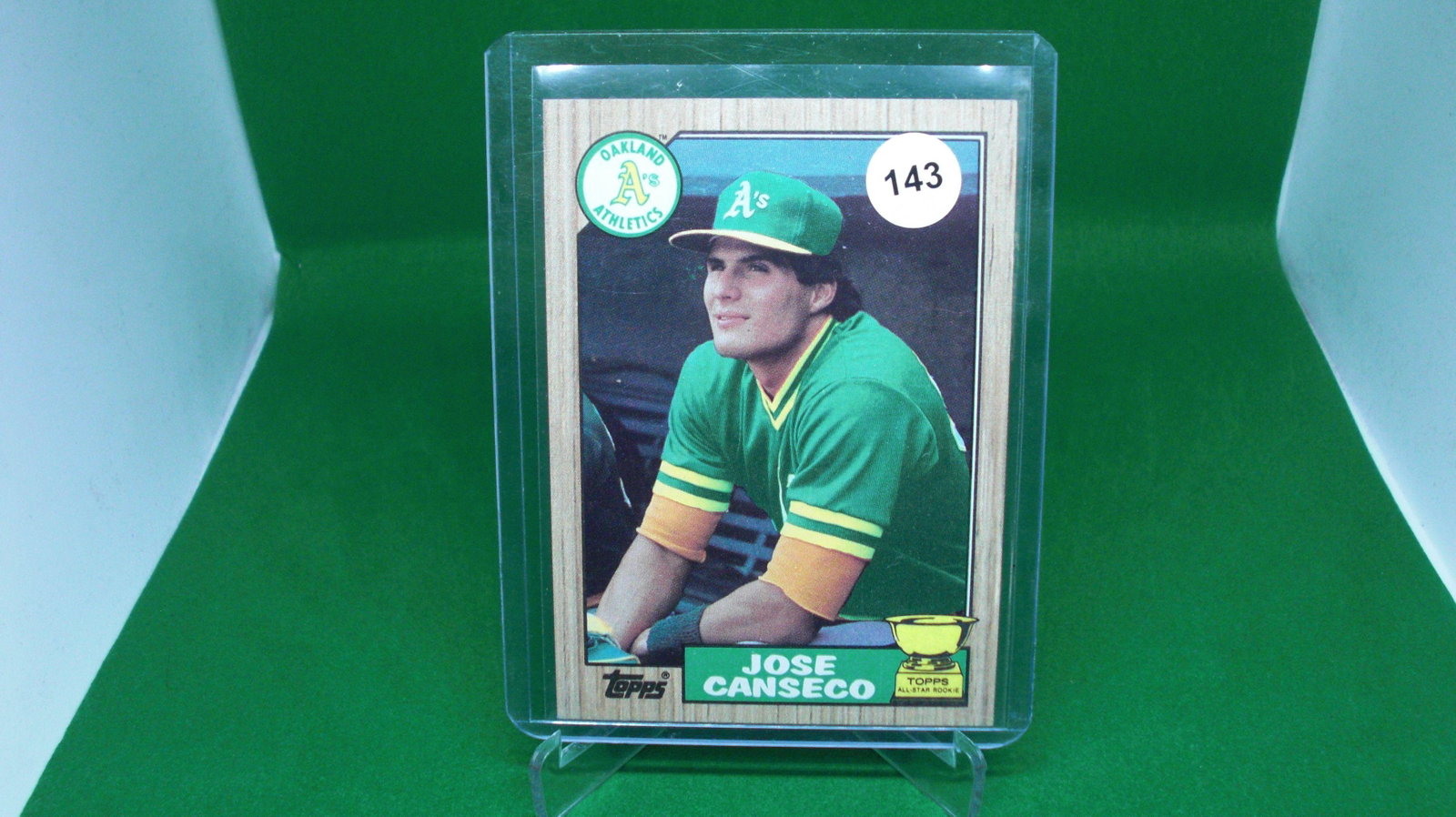 1988 Topps Jose conseco: in top loader