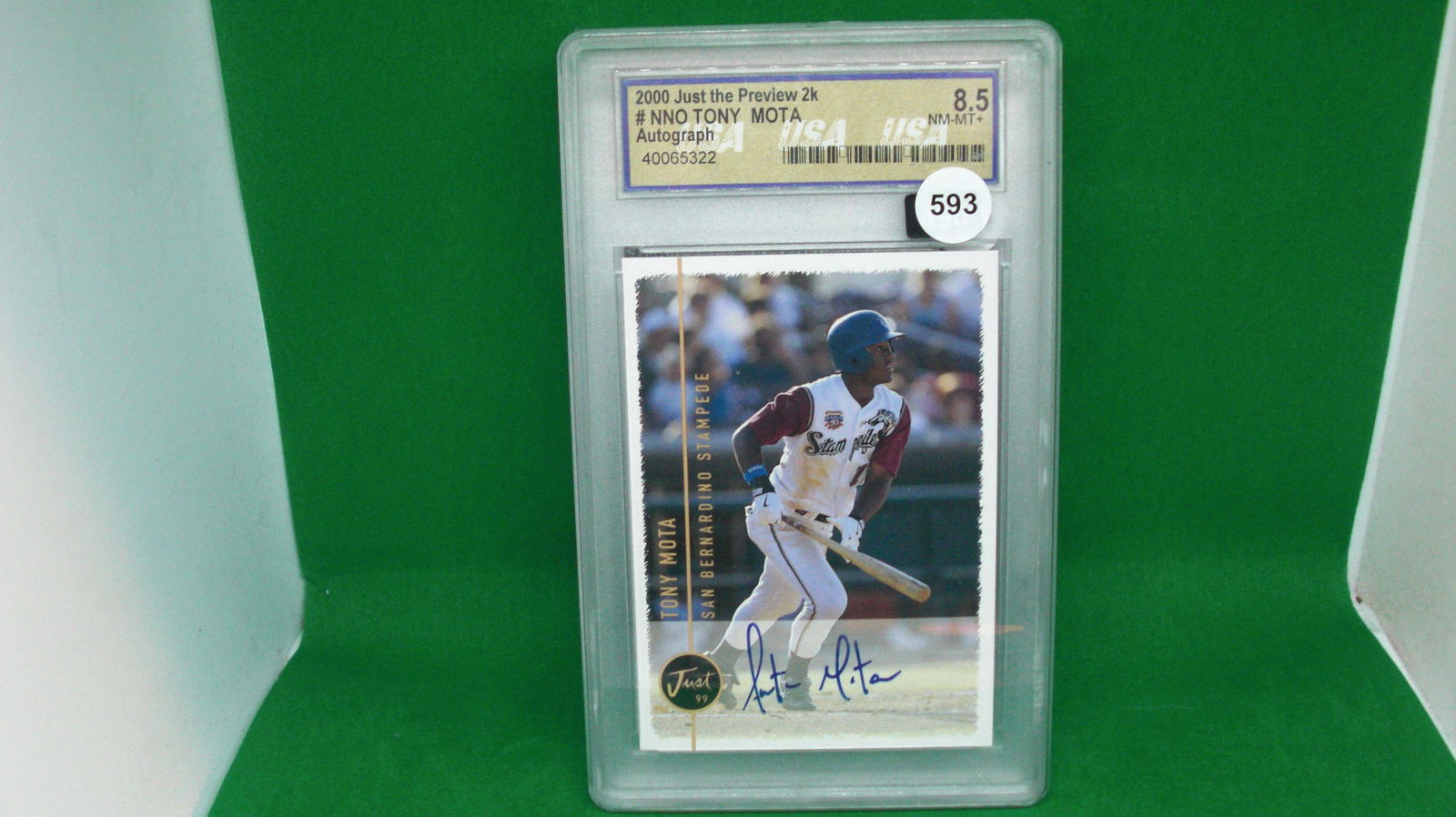 usa graded 8.5 tony mota auto (1 of 1)