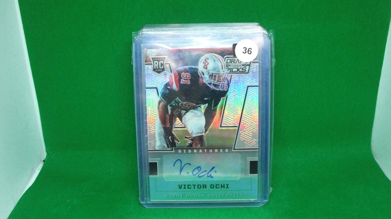 Victor ochi rookie auto: in top loader