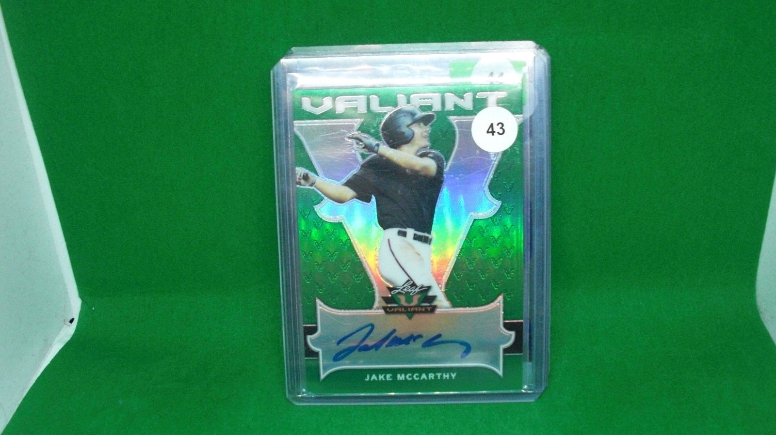 Jake McCarthy leaf valiant auto 44\ 99 (1 of 1)
