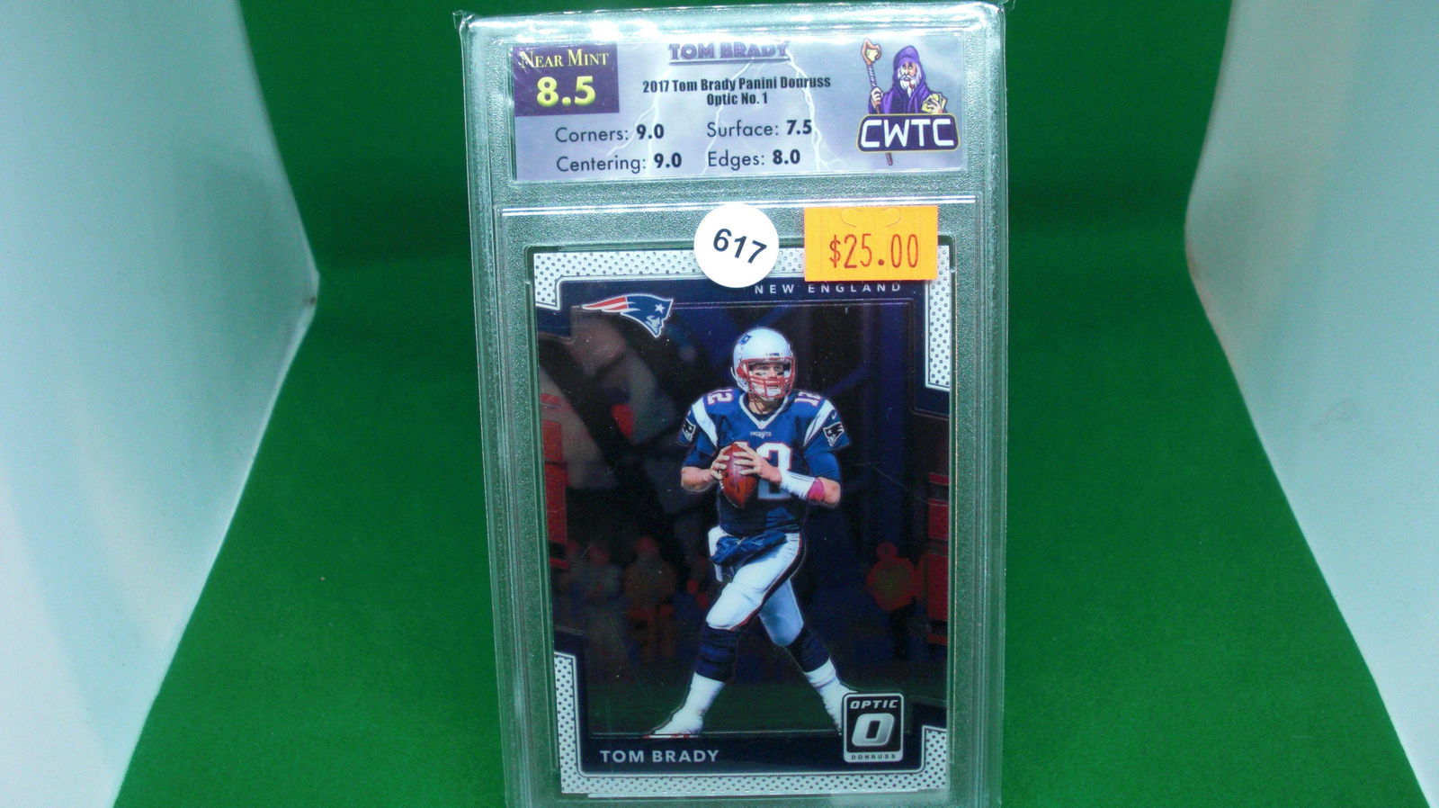 CWTC graded 8.5 2017 optic Tom Brady (1 of 1)