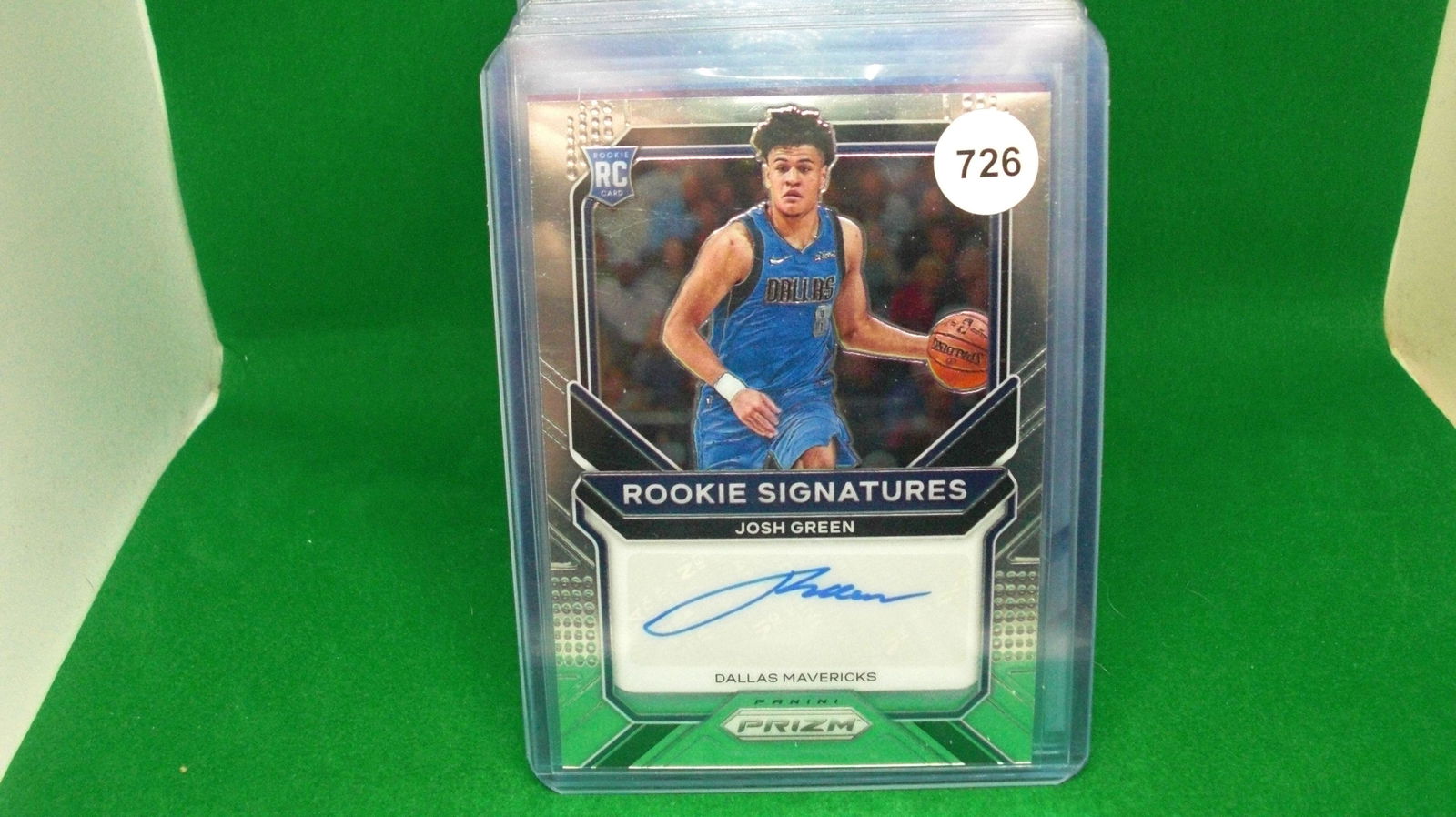 Josh green rookie signatures (1 of 1)