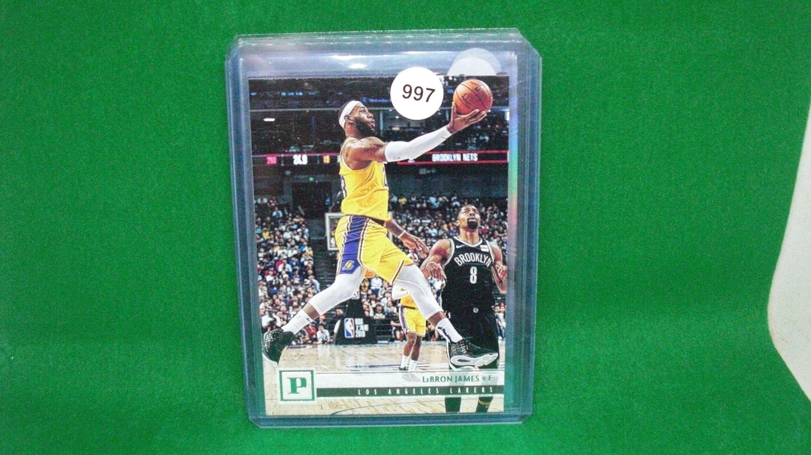 lebron james lakers card (1 of 1)