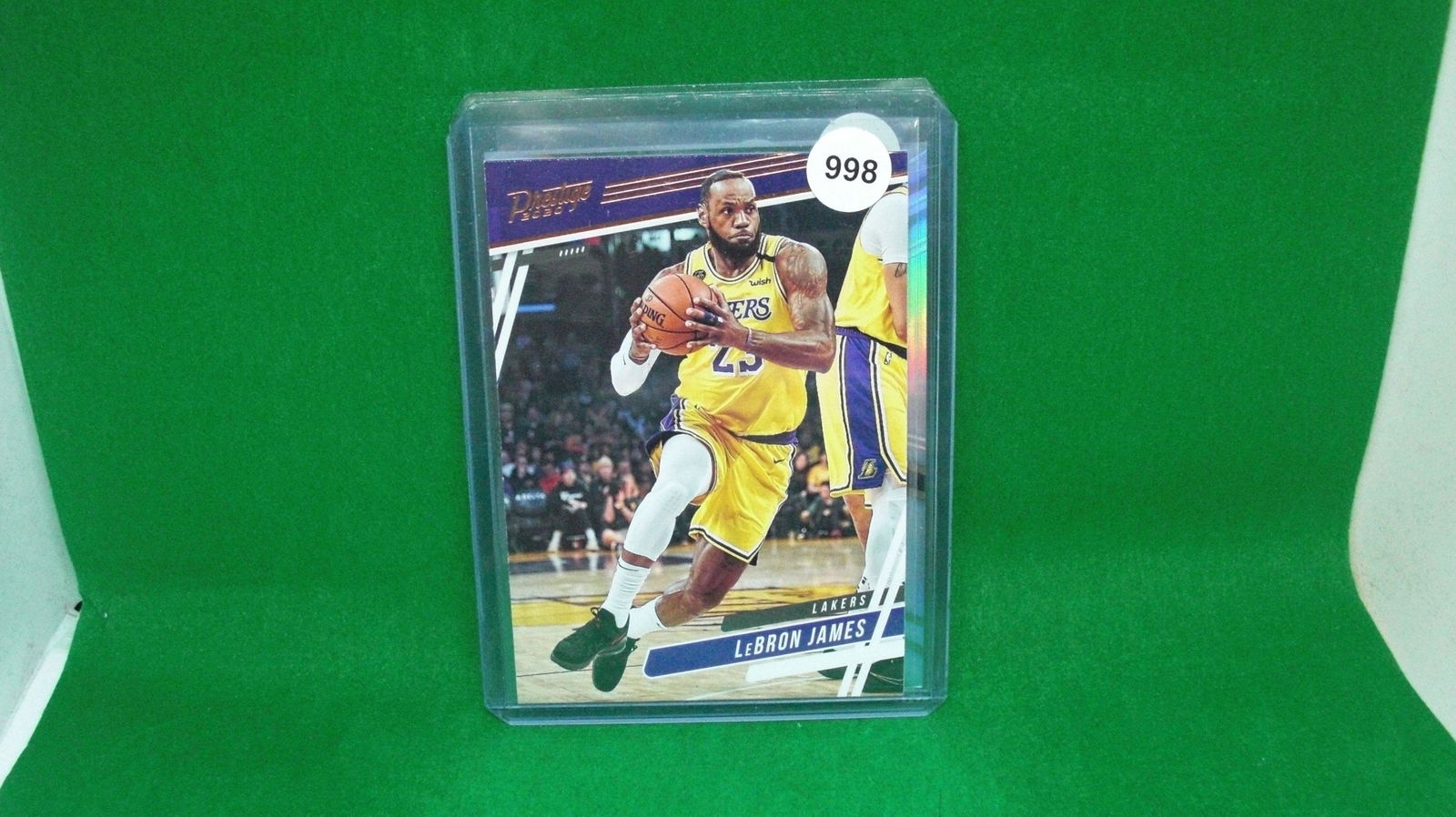 lebron james lakers card (1 of 1)