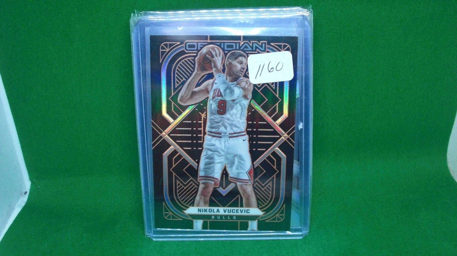 nikola vucevic orange obsidian 15/50: in top loader