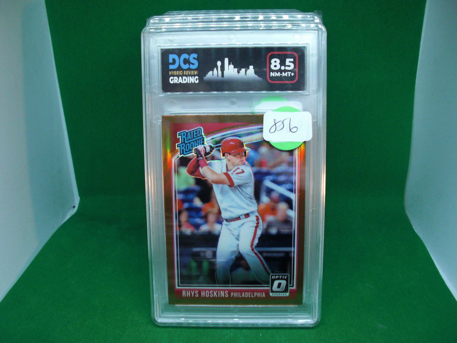 dcs 8.5 rhys hoskins bronze rookie: graded trading card