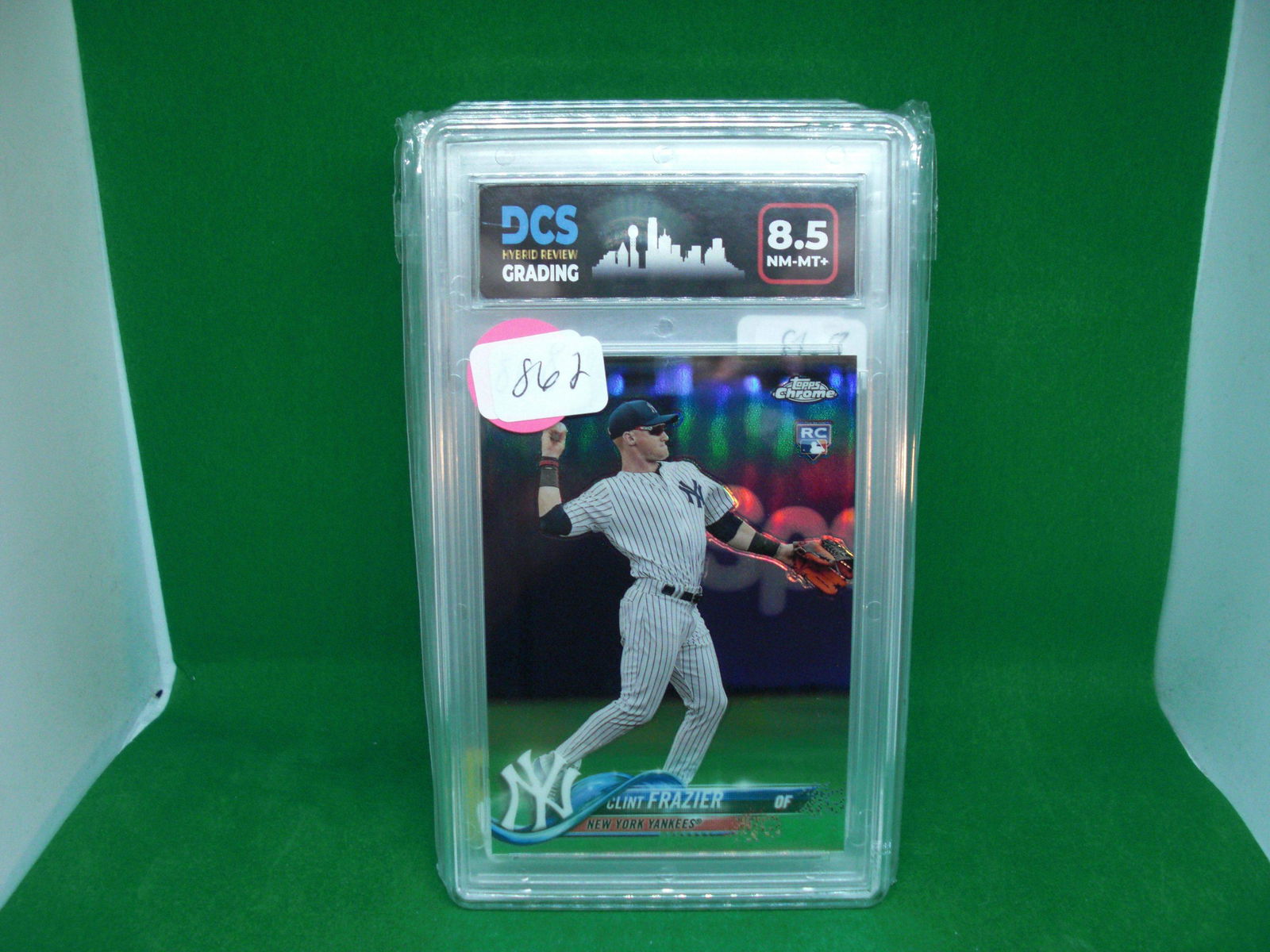 dcs 8.5 clint frazier rookie refractor: graded trading card