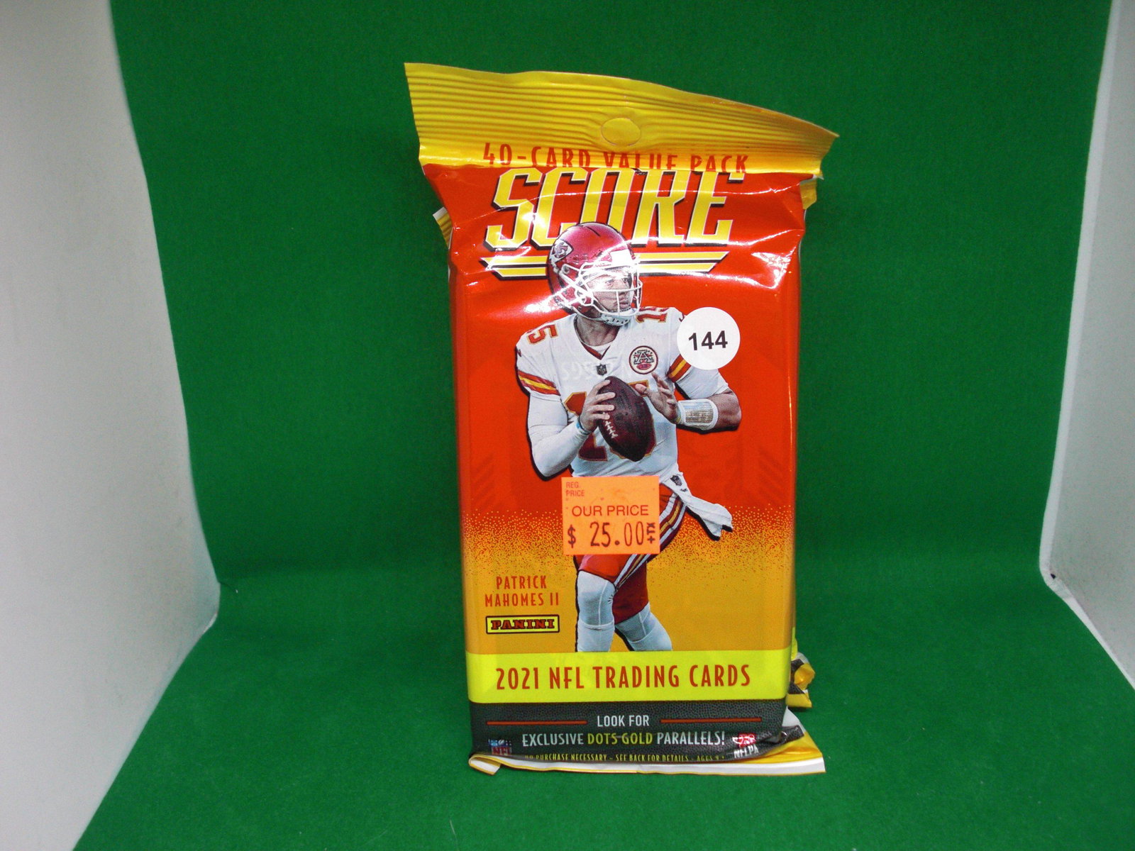 2021 score sealed value pack: look for mac jones and trevor lawrence rookies