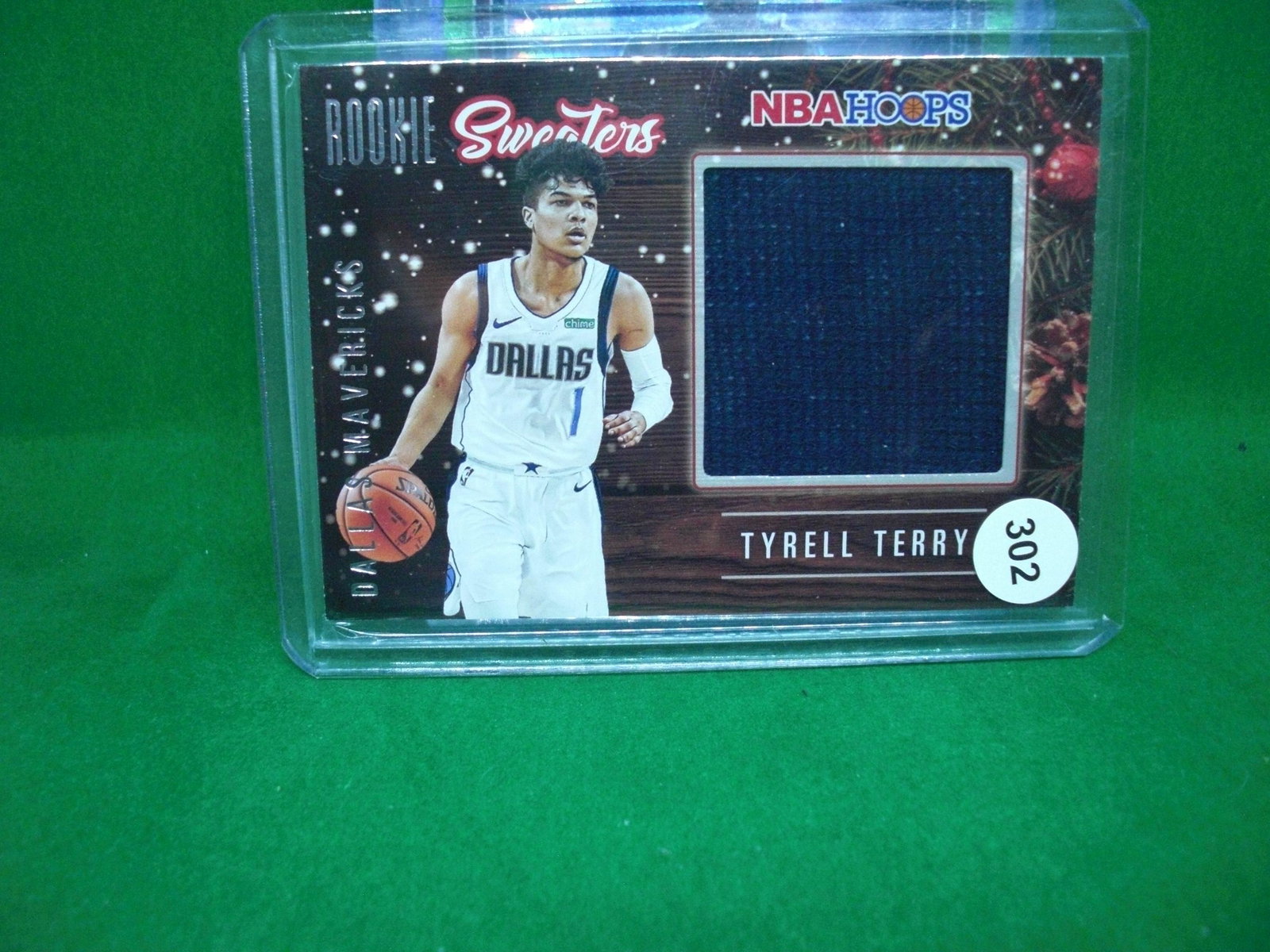 tyrell terry rookie holiday sweater relic: in top loader