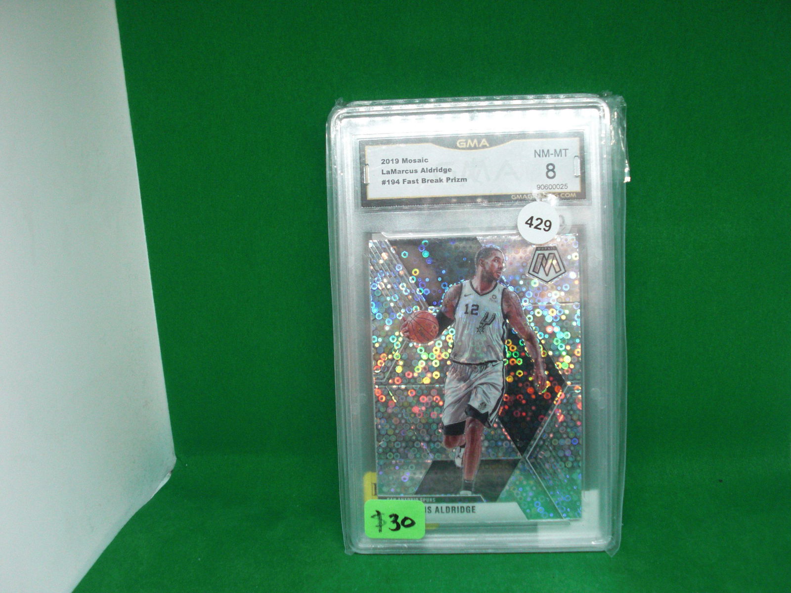 GMA 8 Marcus Aldridge mosaic fast break prizm: graded sports card