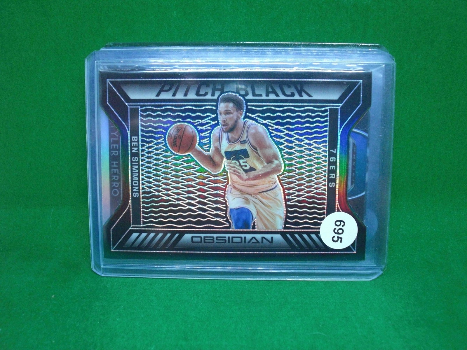 Ben Simmons Obsidian pitch black 22/99: in top loader