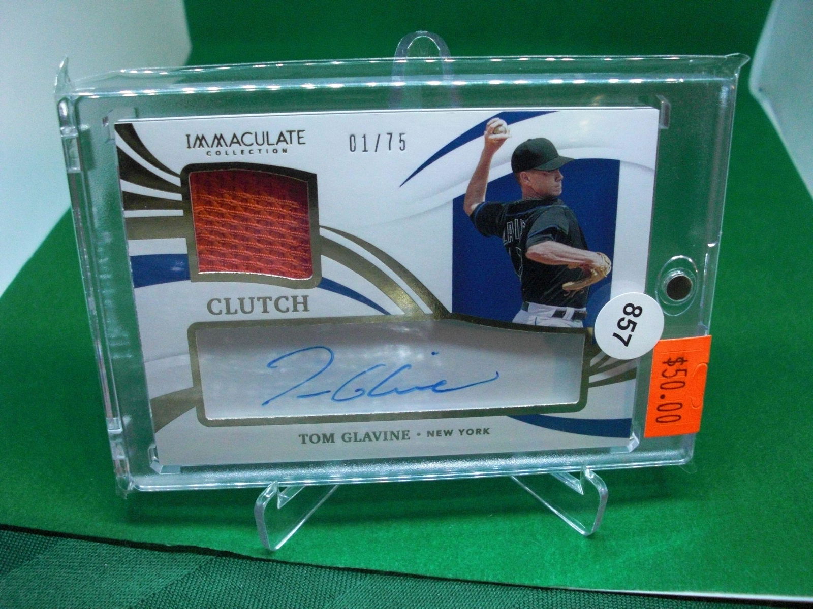 immaculate tom glavine patch auto 01/75 (1 of 1)