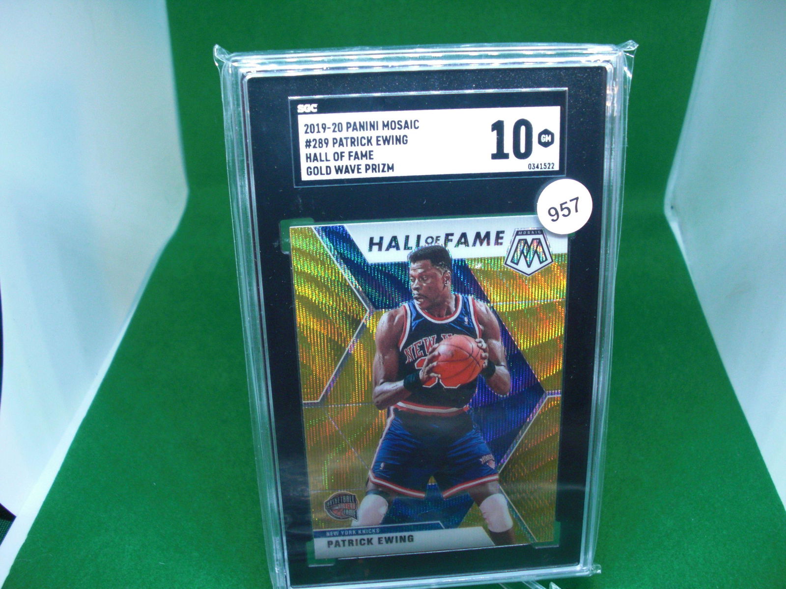 sgc gem 10 patrick ewing gold wave prizm (1 of 1)