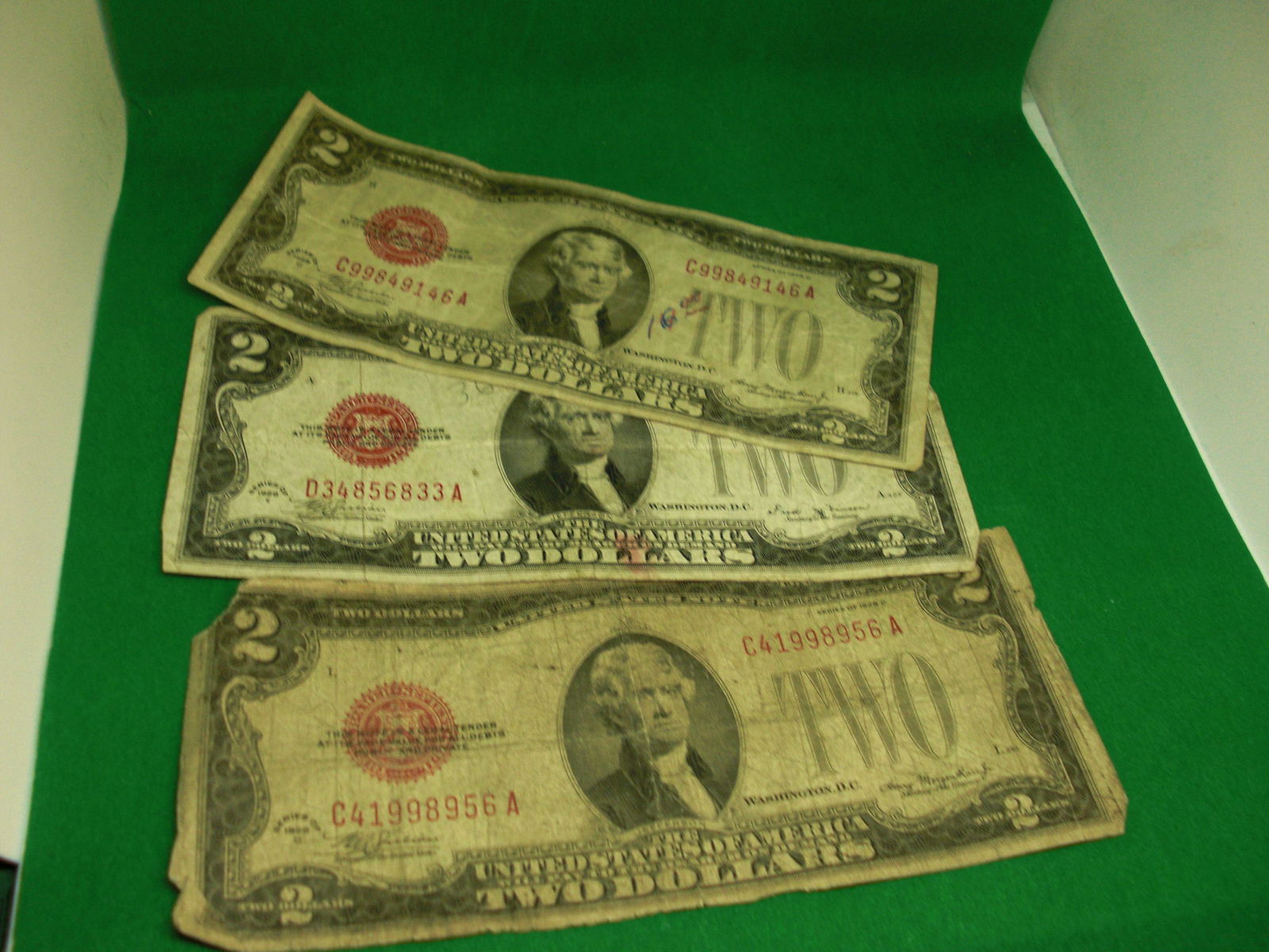 lot of 3 red seal $2 dollar bills (1 of 1)