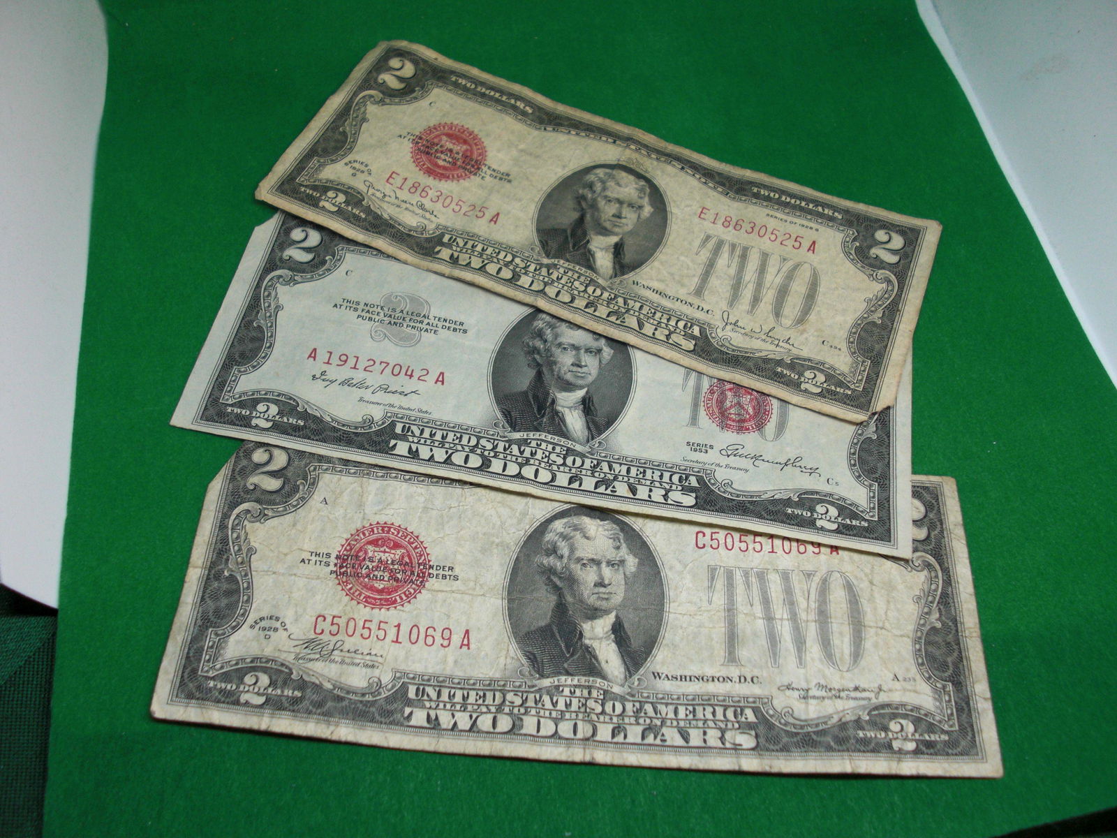 lot of 3 red seal $2 dollar bills (1 of 1)