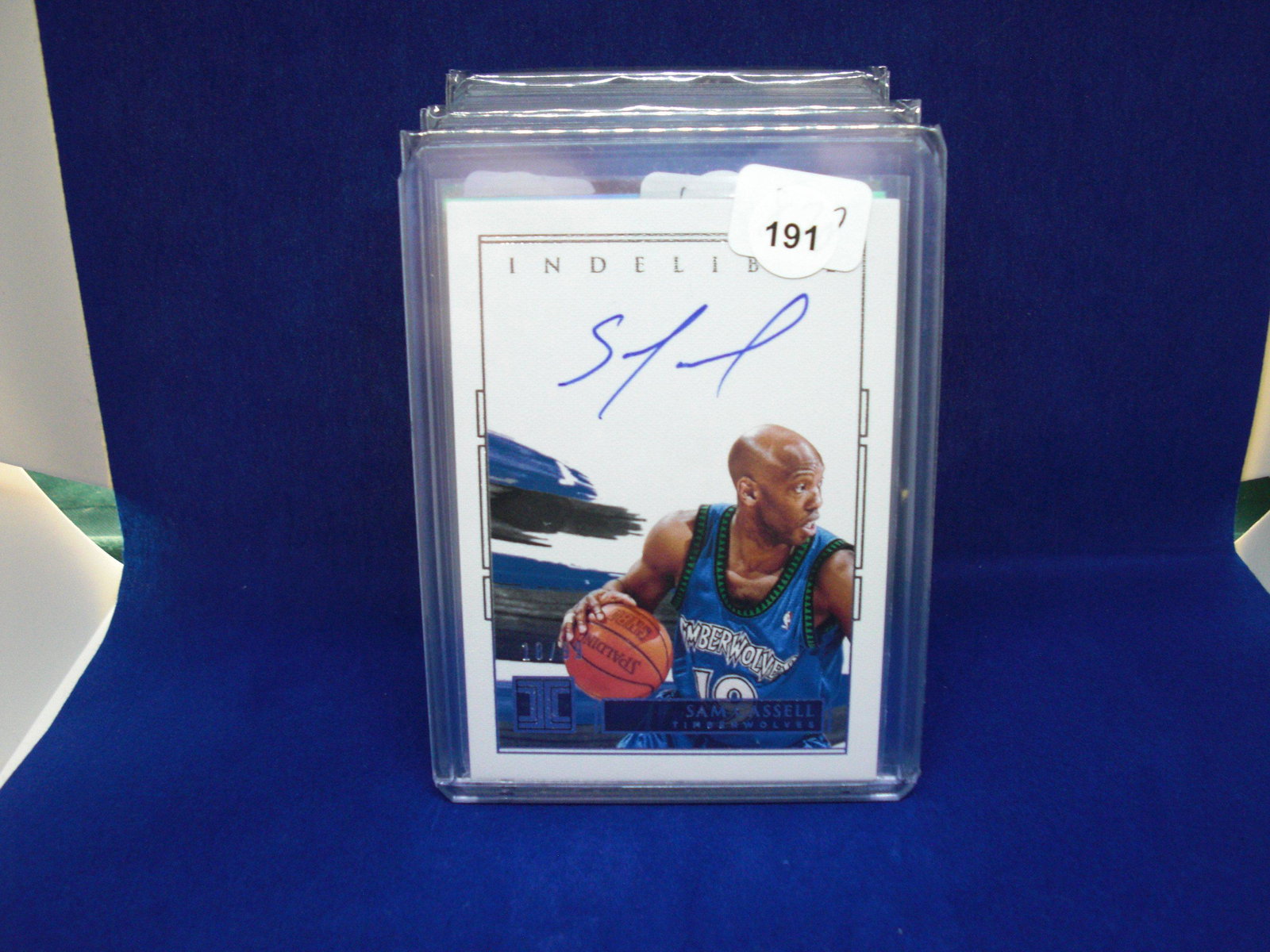 Sam cassell indelible auto 18/99: in top loader