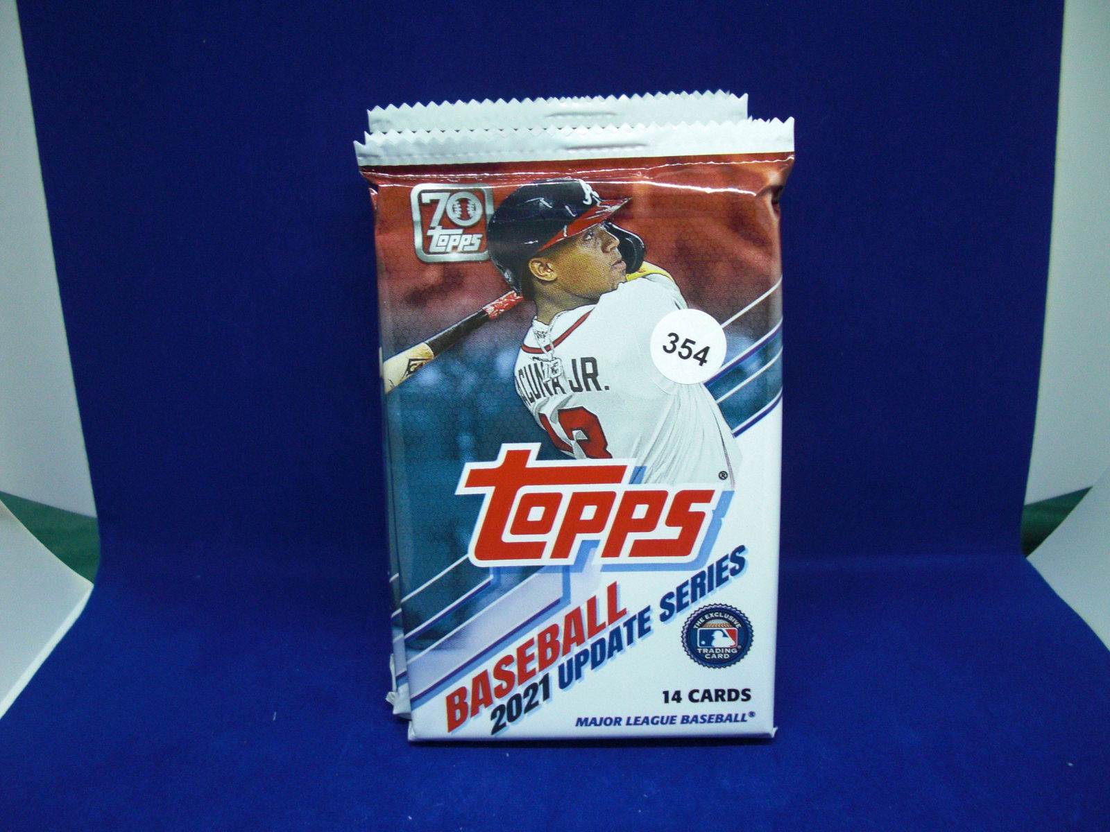2021 topps update sealed pack (1 of 1)