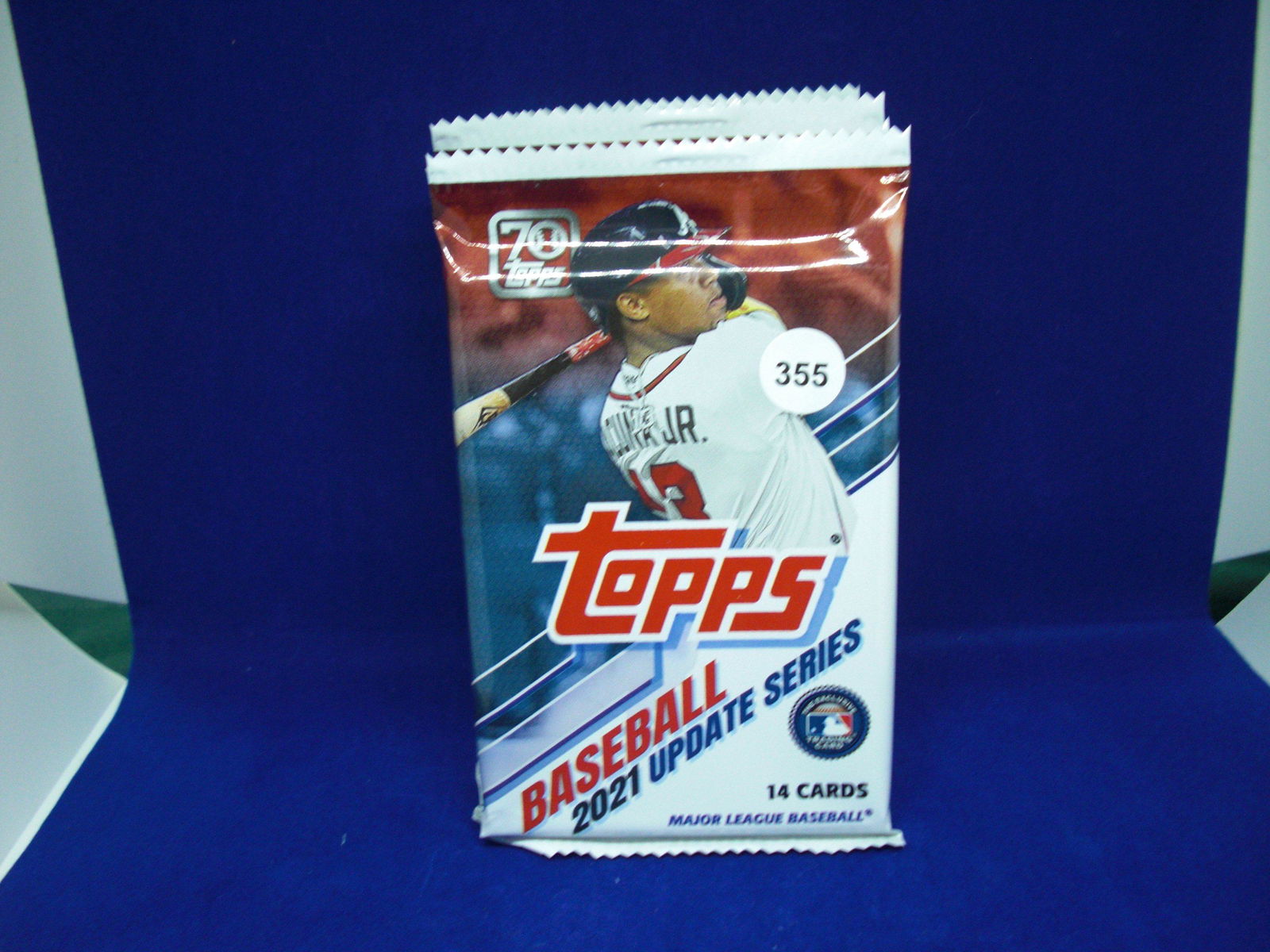 2021 topps update sealed pack (1 of 1)