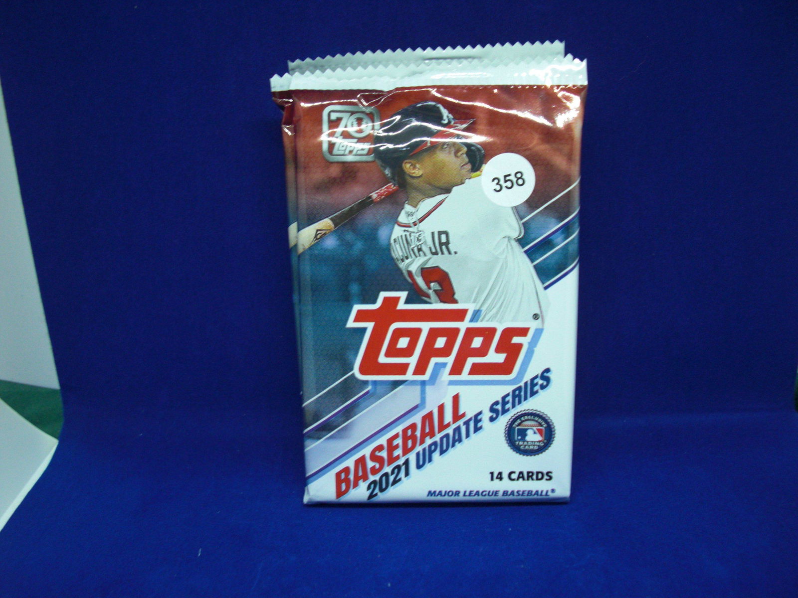 2021 topps update sealed pack (1 of 1)