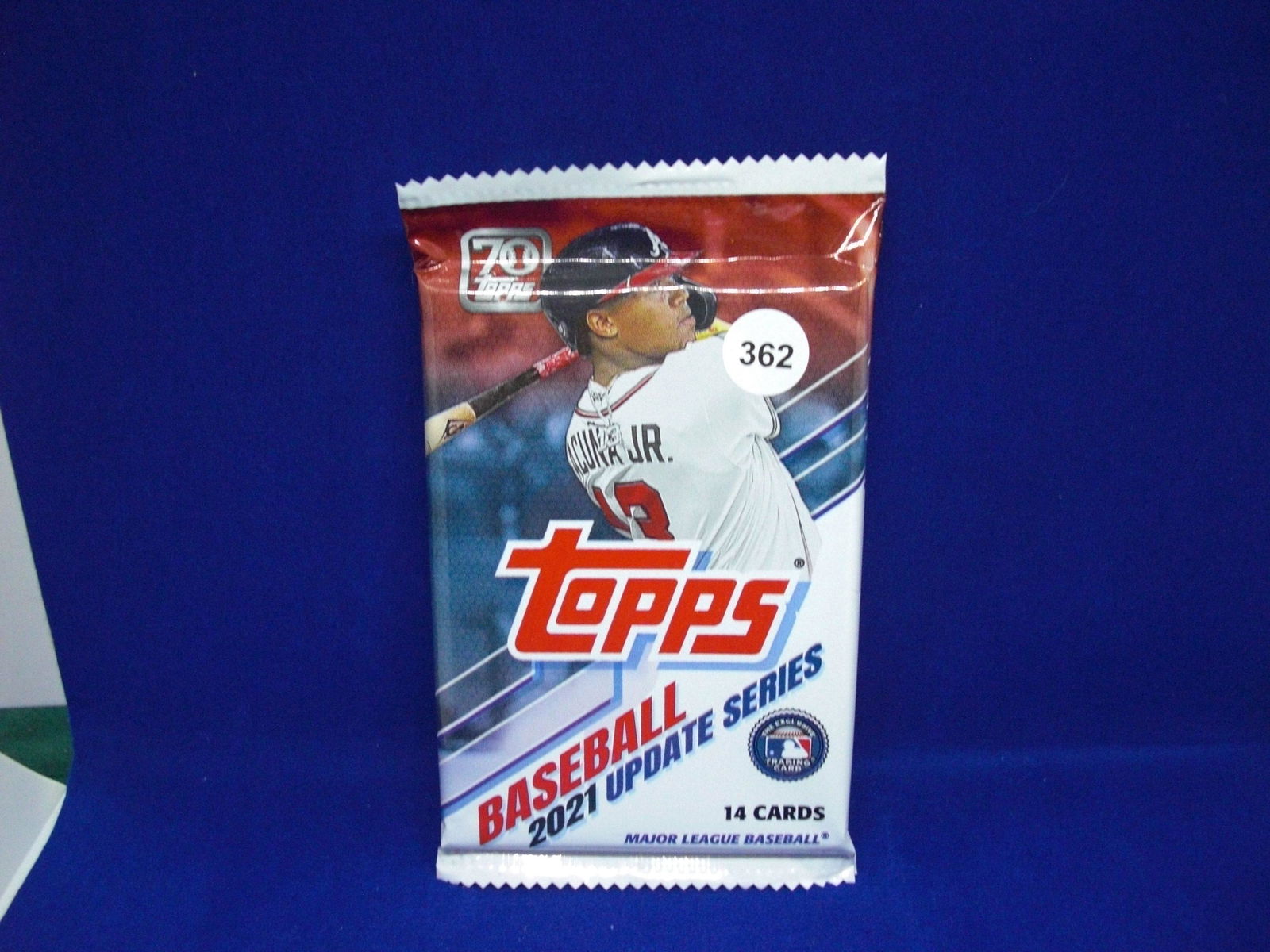 2021 topps update sealed pack (1 of 1)
