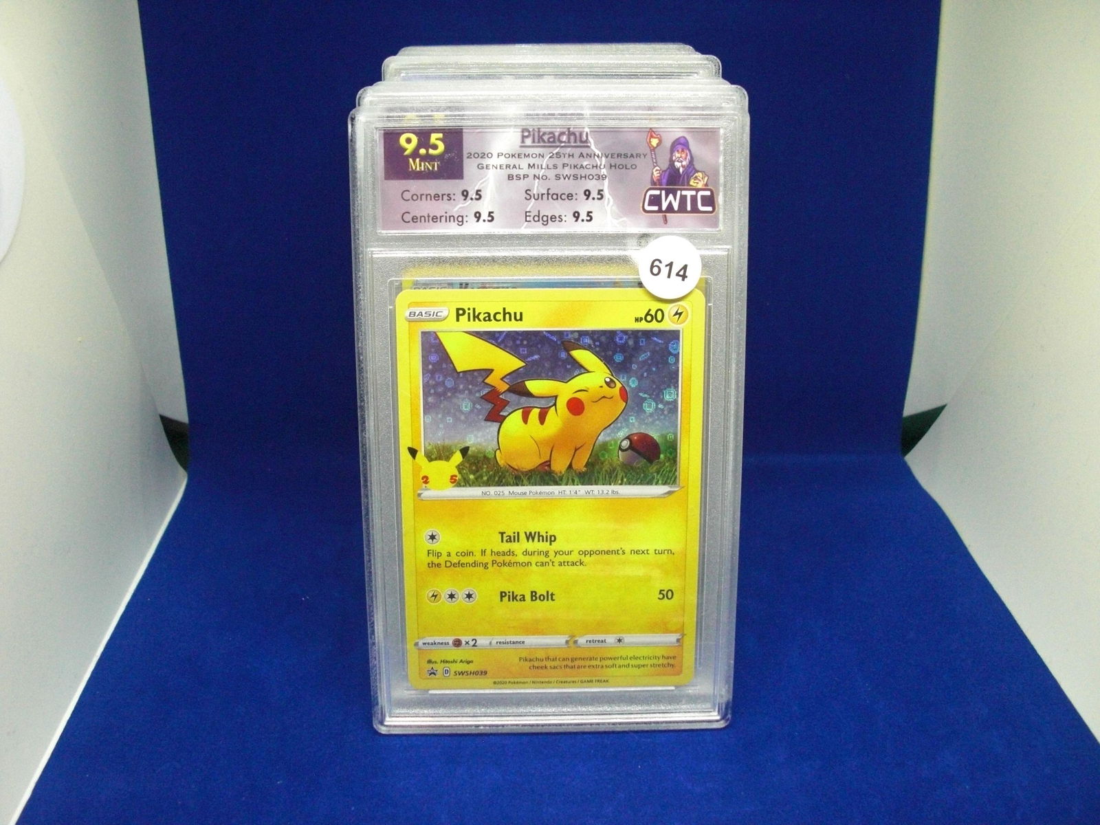 cwtc 9.5 shiny pikachu card (1 of 1)