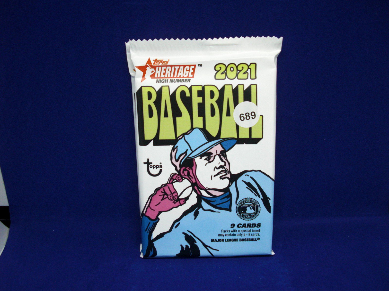 2021 topps heritage sealed pack (1 of 1)