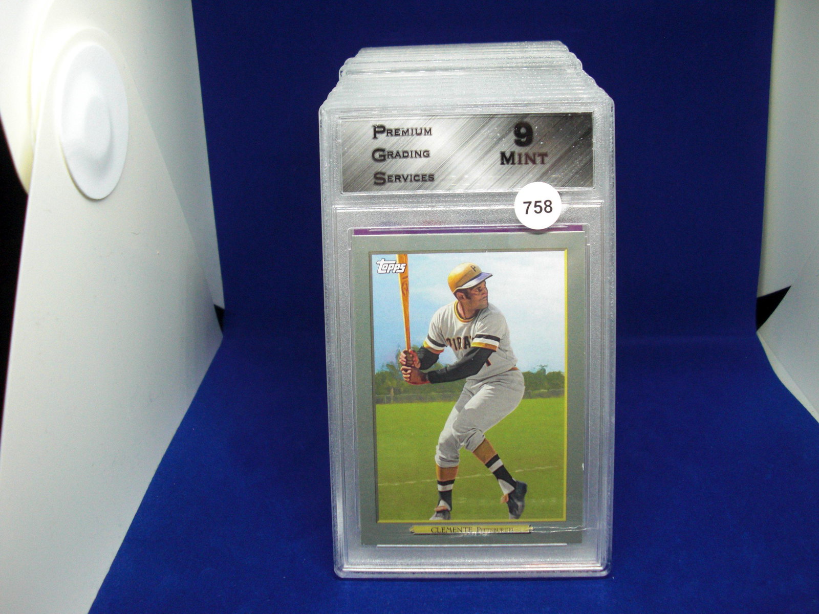 PGS graded 9 roberto clemente turkey red (1 of 1)