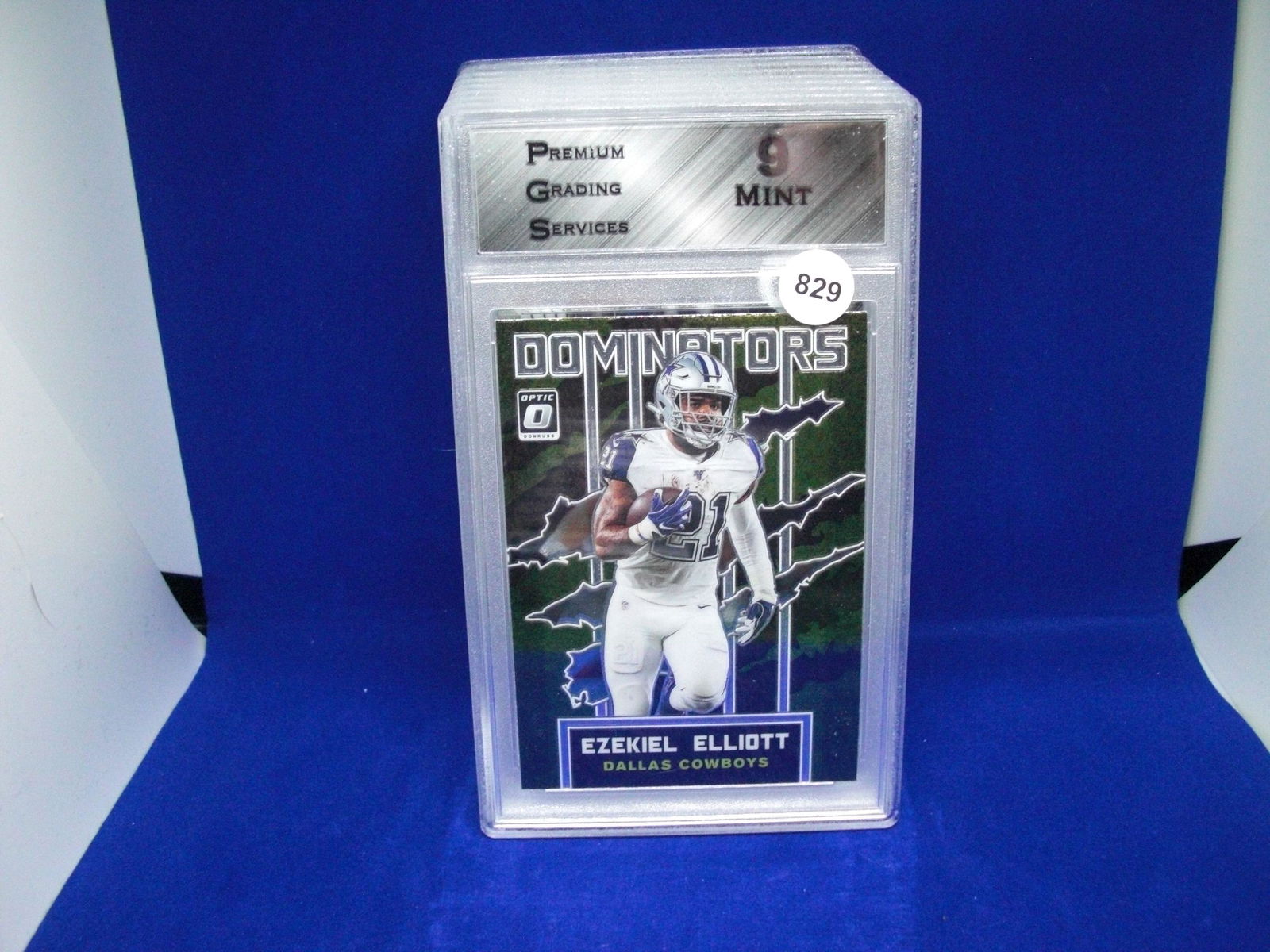 PGS 9 Mint Ezekiel Elliott dominators (1 of 1)