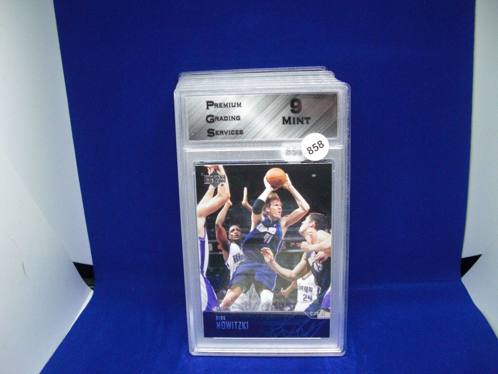 PGS 9 Mint Dirk Nowitzki upper deck (1 of 1)