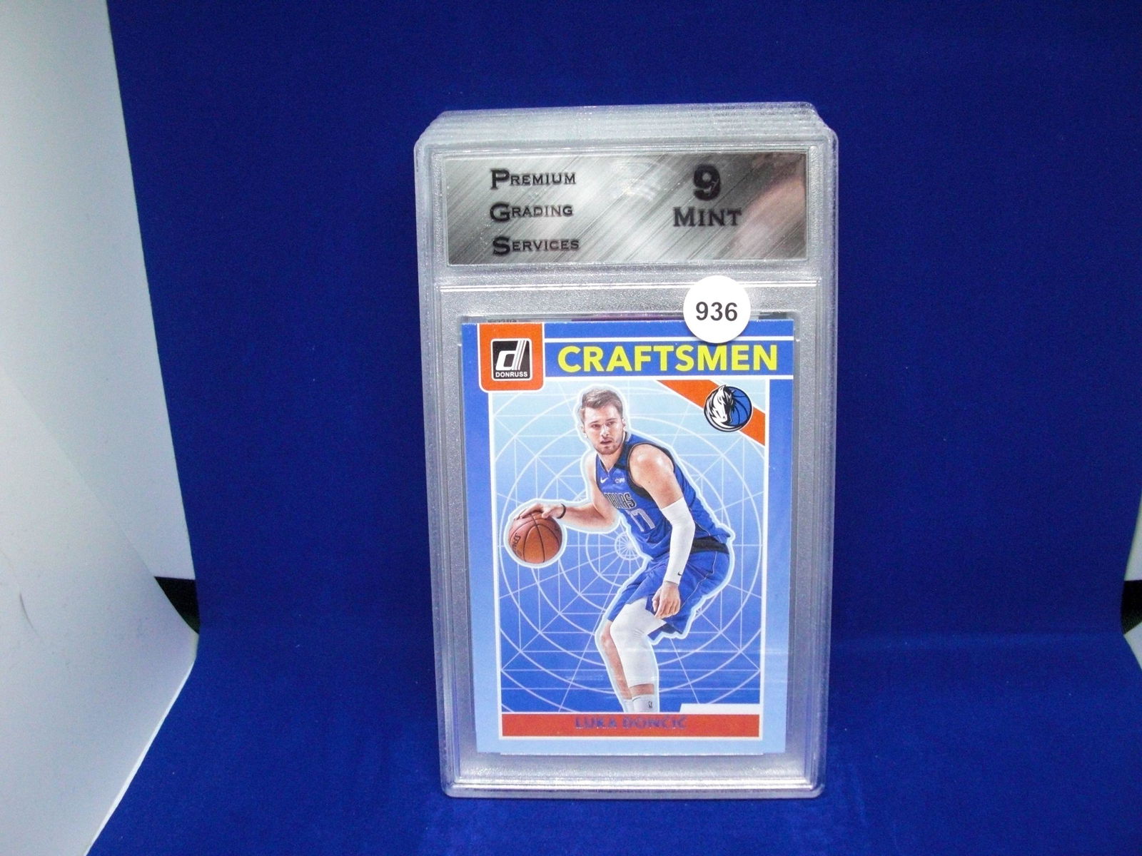 PGS 9 Mint Luka doncic craftmen (1 of 1)