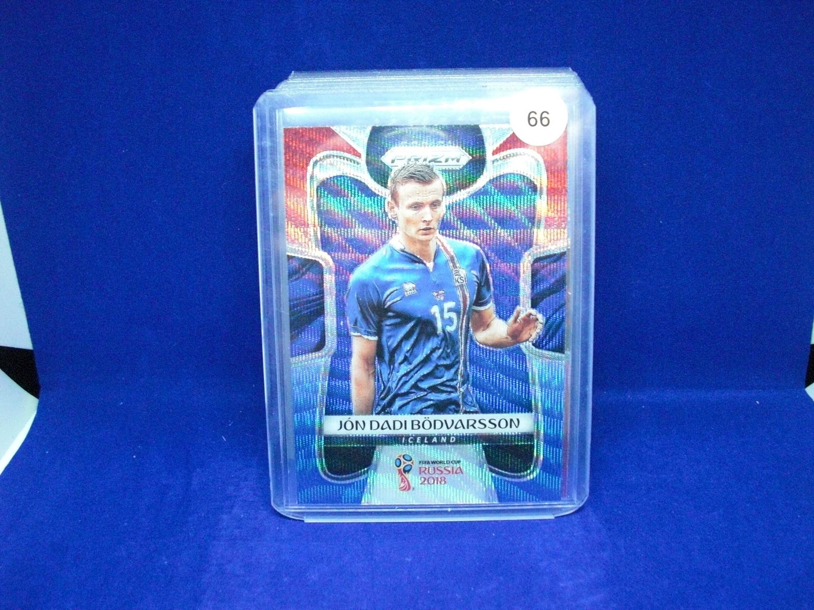2018 panini prizm world cup soccer card: jon dadi bodvarsson rwb wave prizm