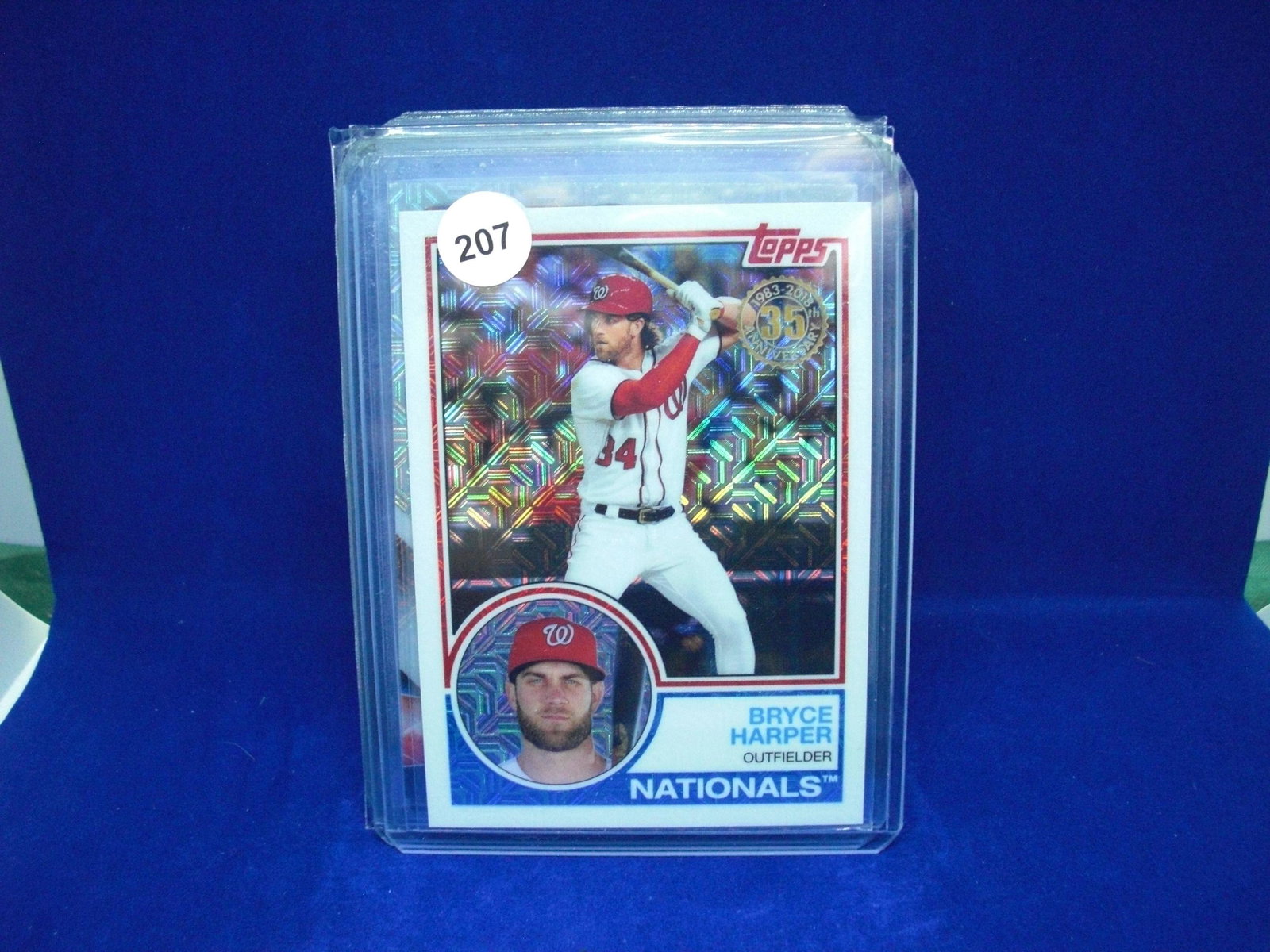 bryce harper 1983 style mojo refractor: in top loader