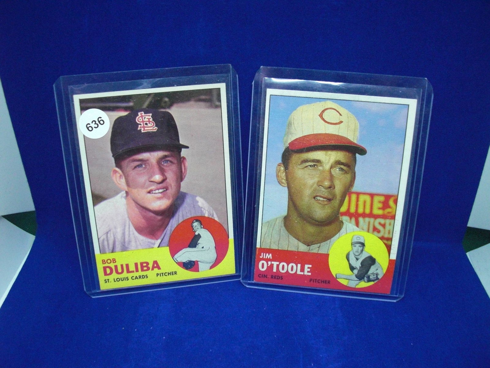 lot of 2 vintage 1963 topps baseball cards exmt (1 of 1)