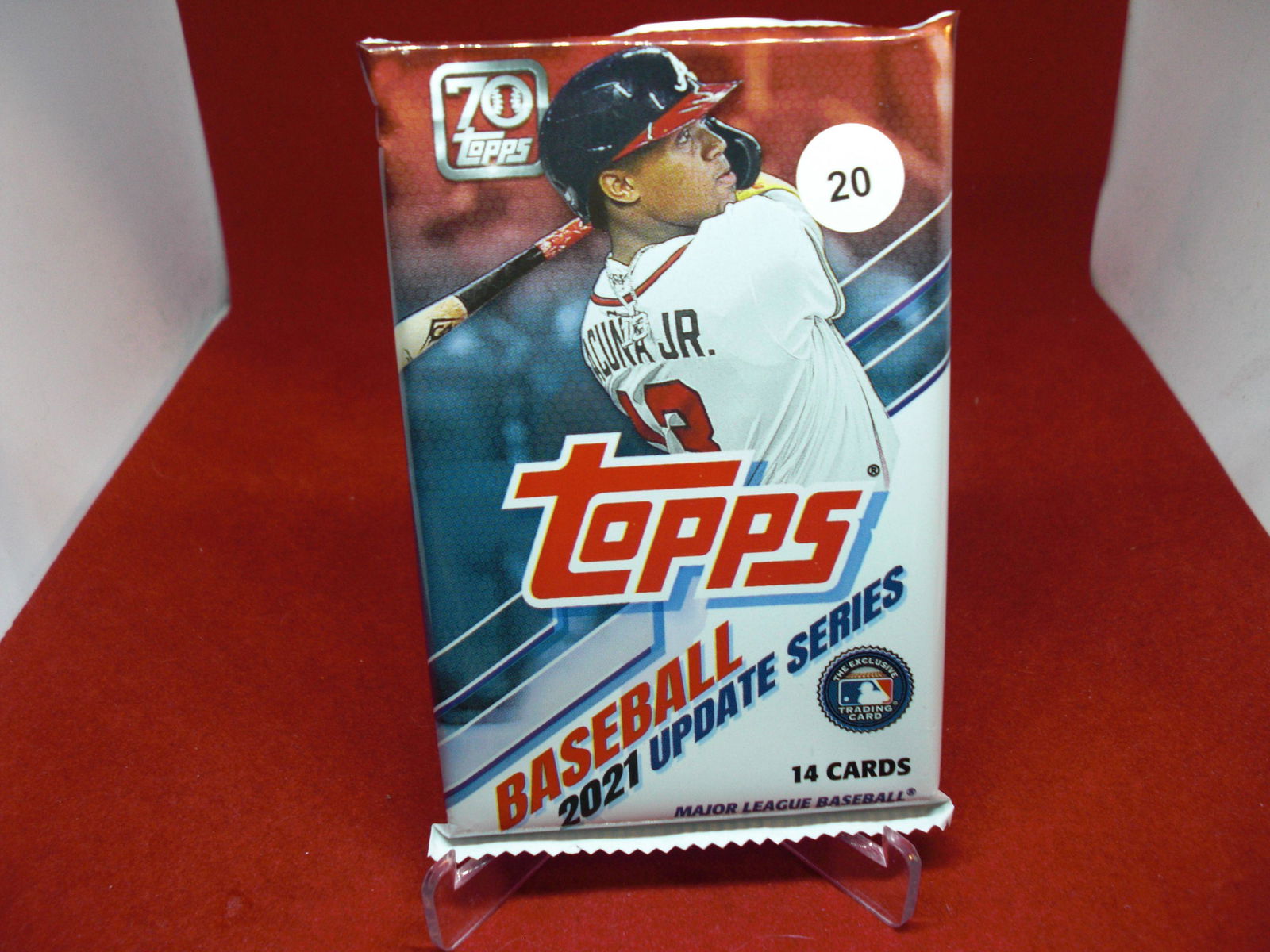 2021 topps update series baseball sealed pack (1 of 1)