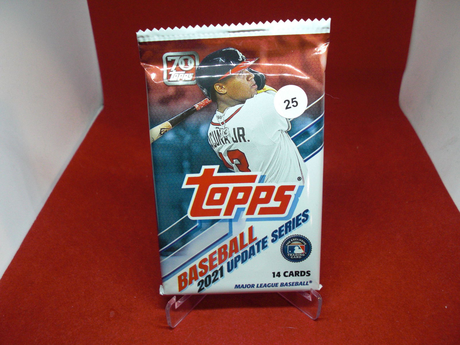 2021 topps update series baseball sealed pack (1 of 1)